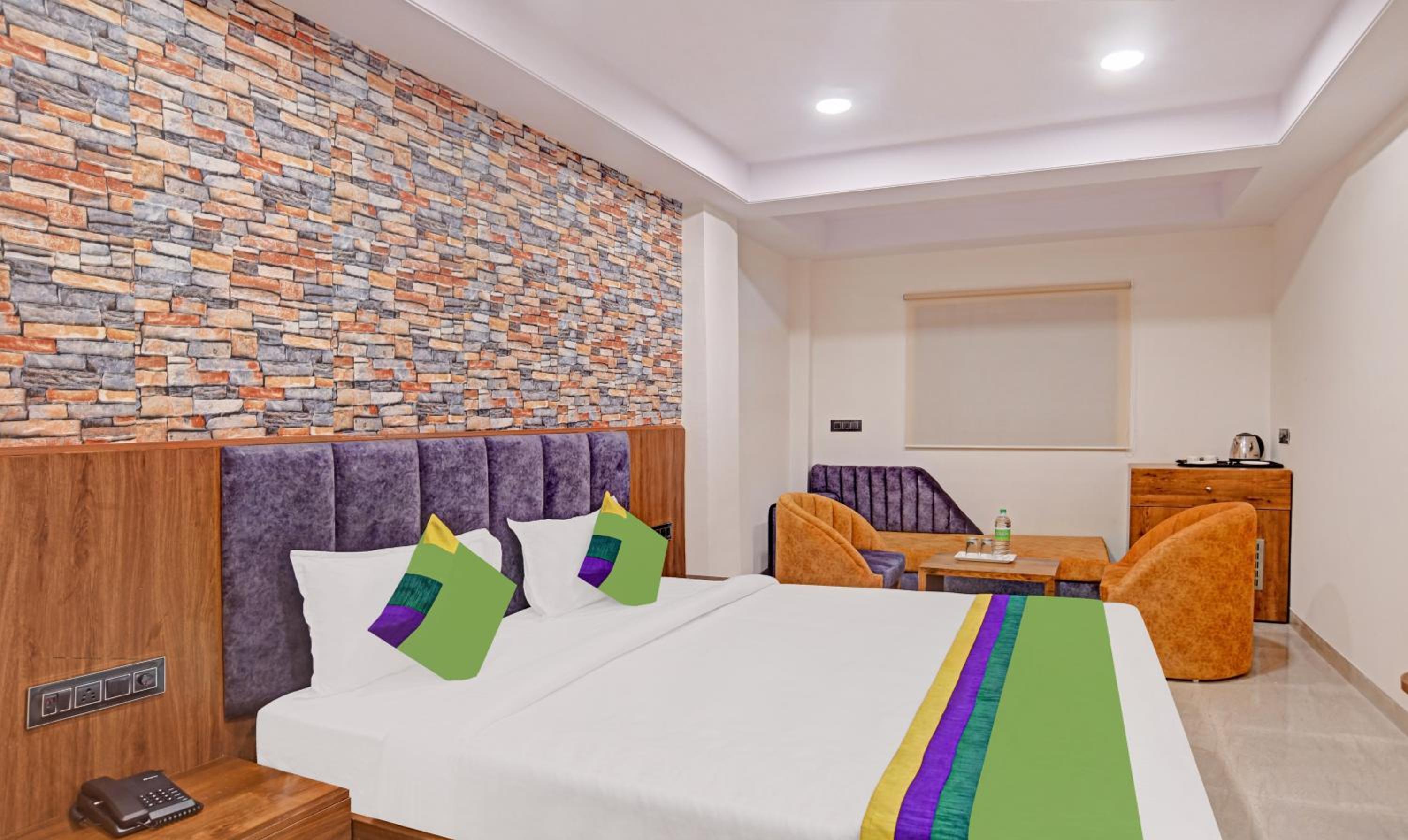 Deluxe Double Room - Photo 1