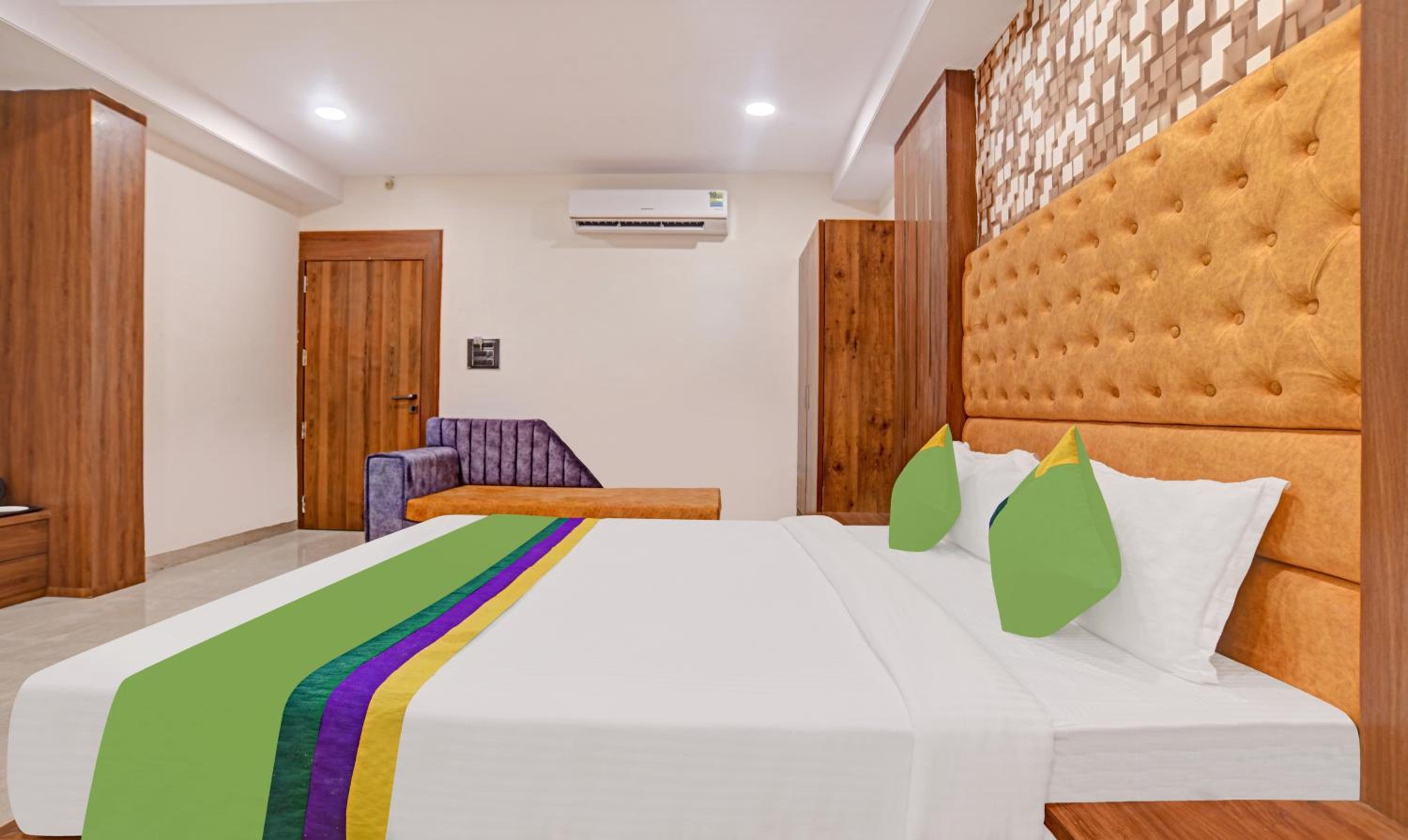 Standard Double Room - Photo 3