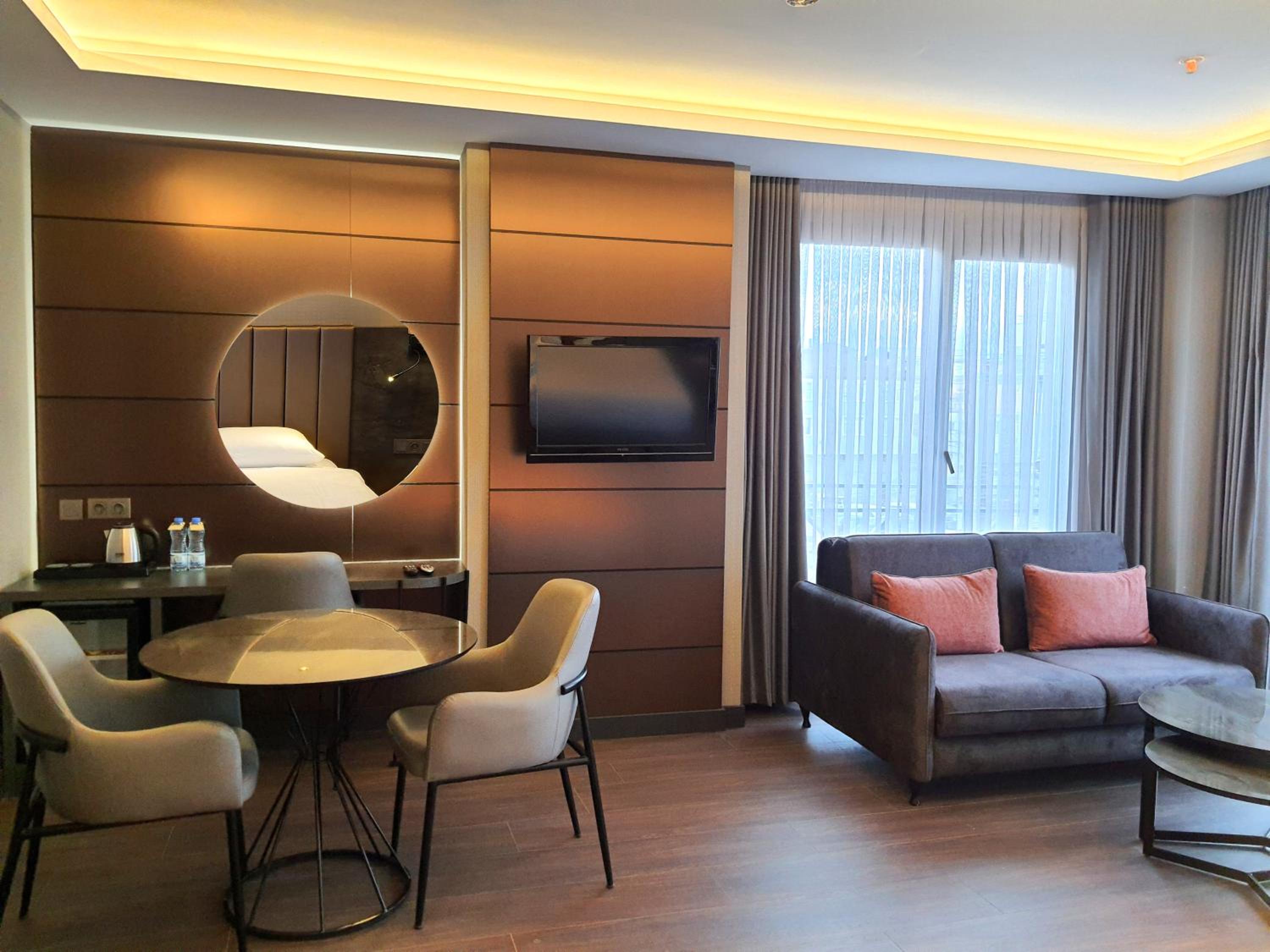 Standard Suite