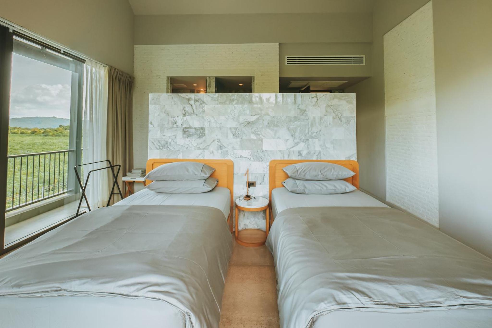 Three-Bedroom Villa - Photo 16