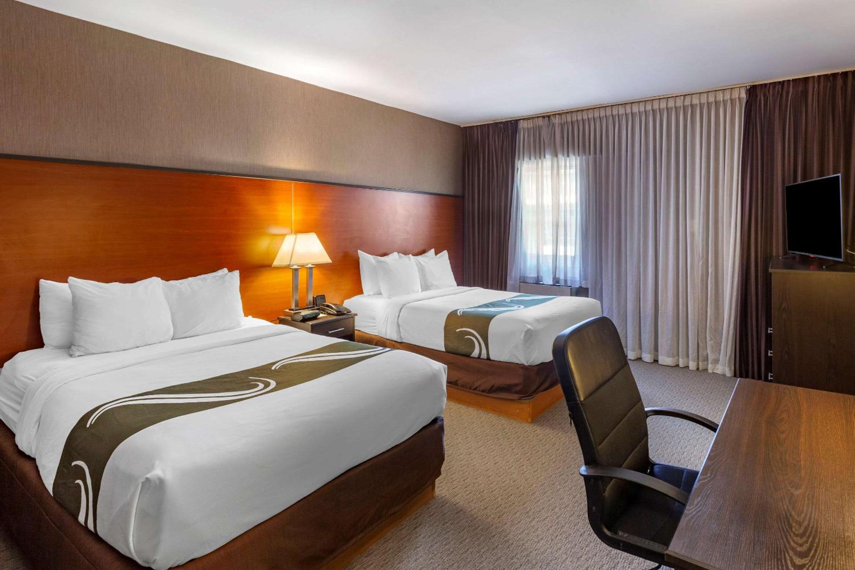 Double Room with Two Double Beds - Non-Smoking - Photo 1