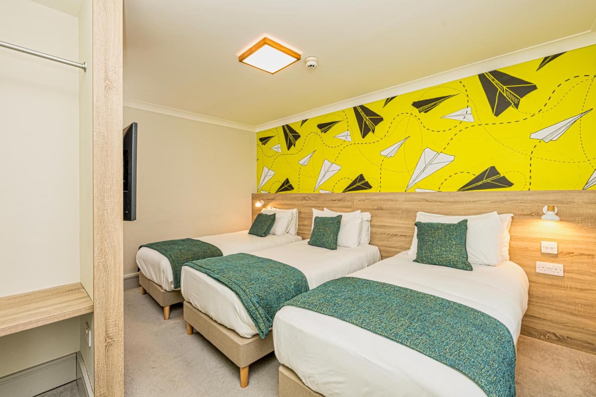 Triple Room