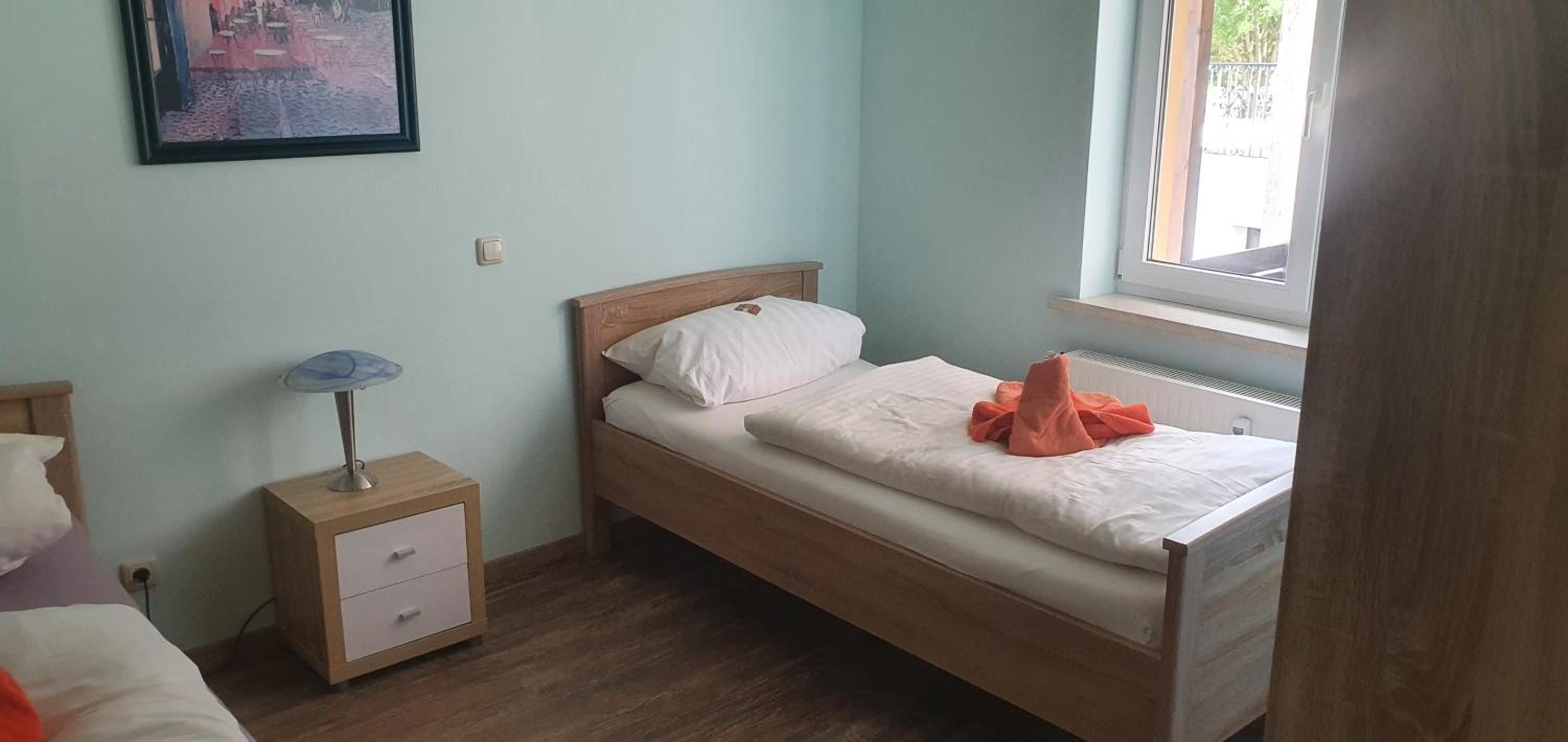 Twin Room with Private Bathroom photo 1