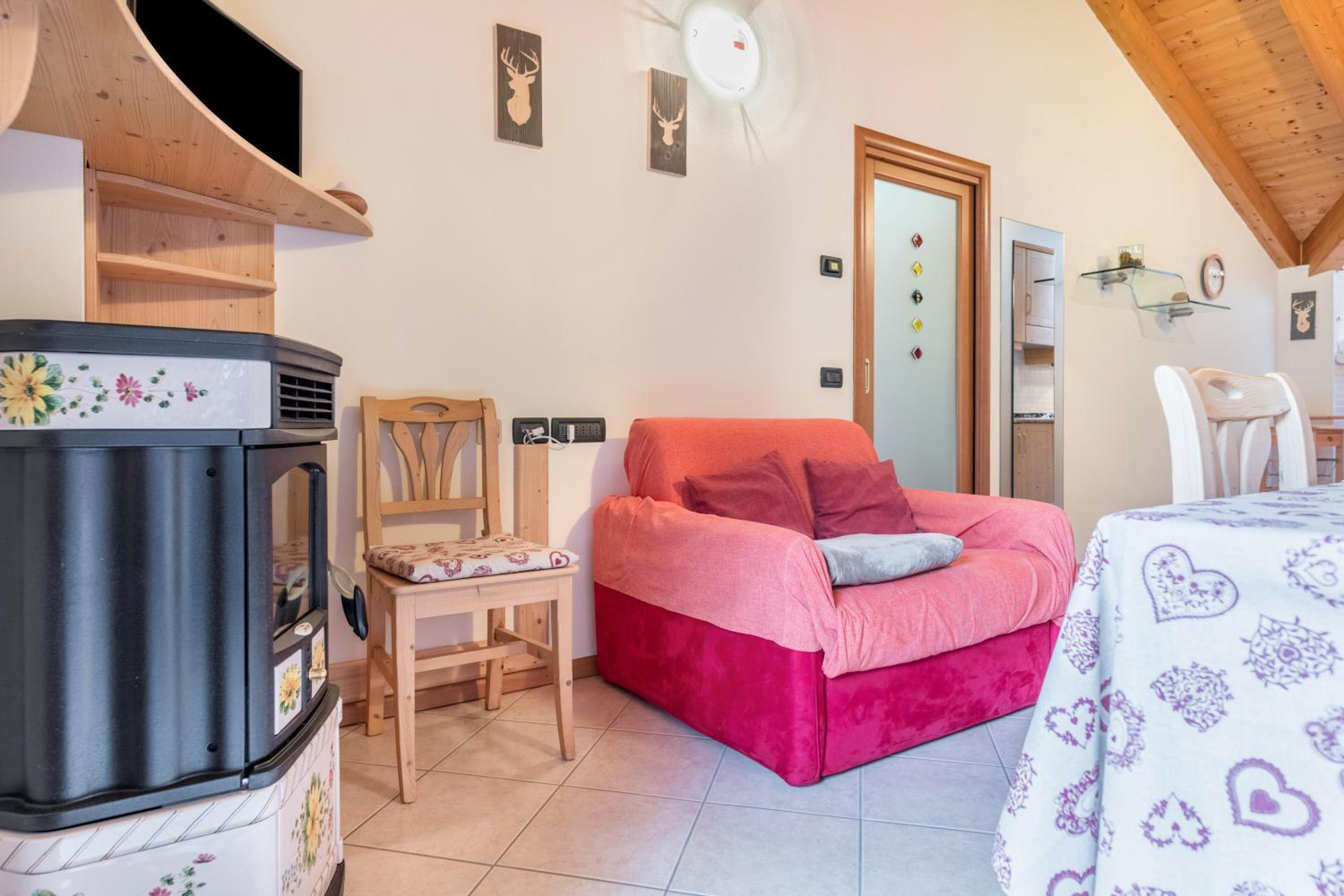 Two-Bedroom Deluxe Apartment with Balcony photo 1