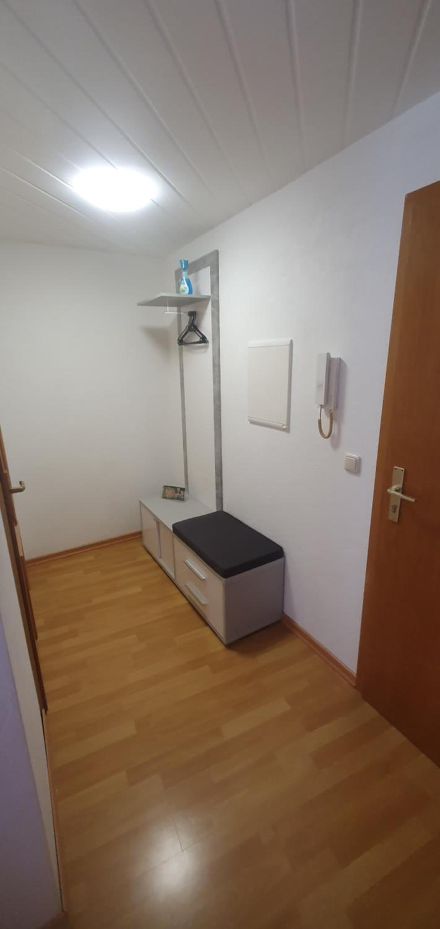Twin Room with Private Bathroom photo 3