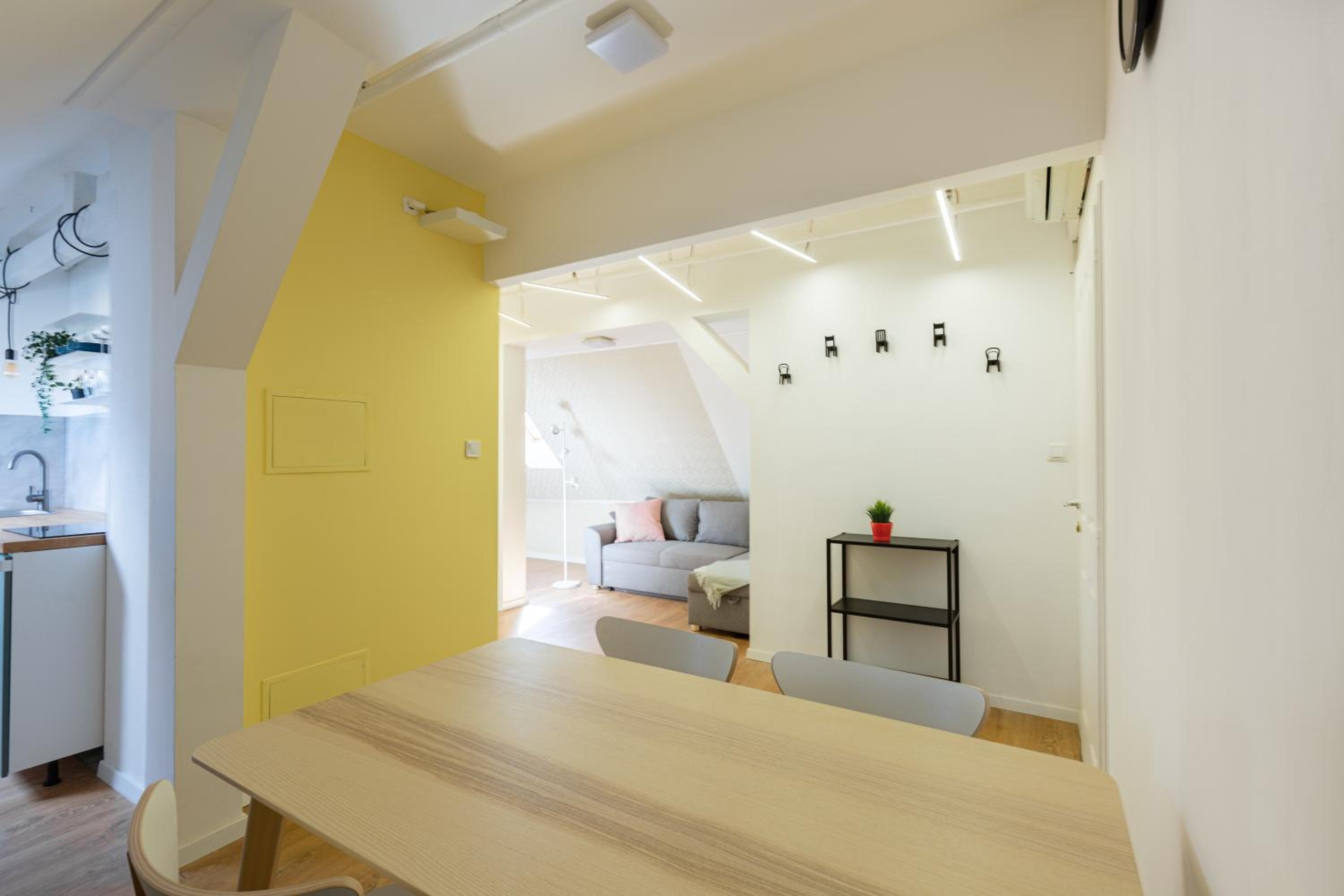 Apartment - Photo 6