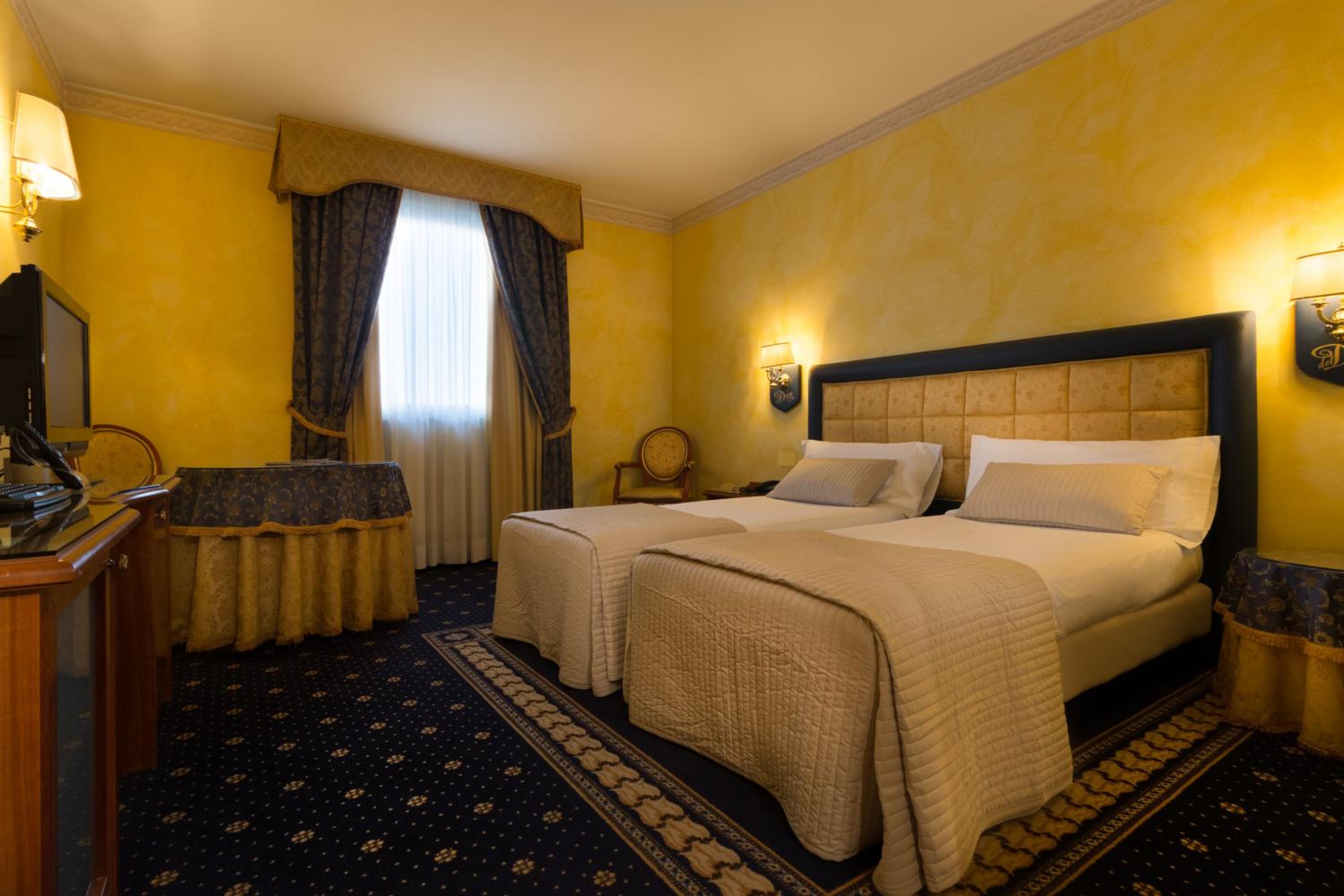 Twin Room photo 1
