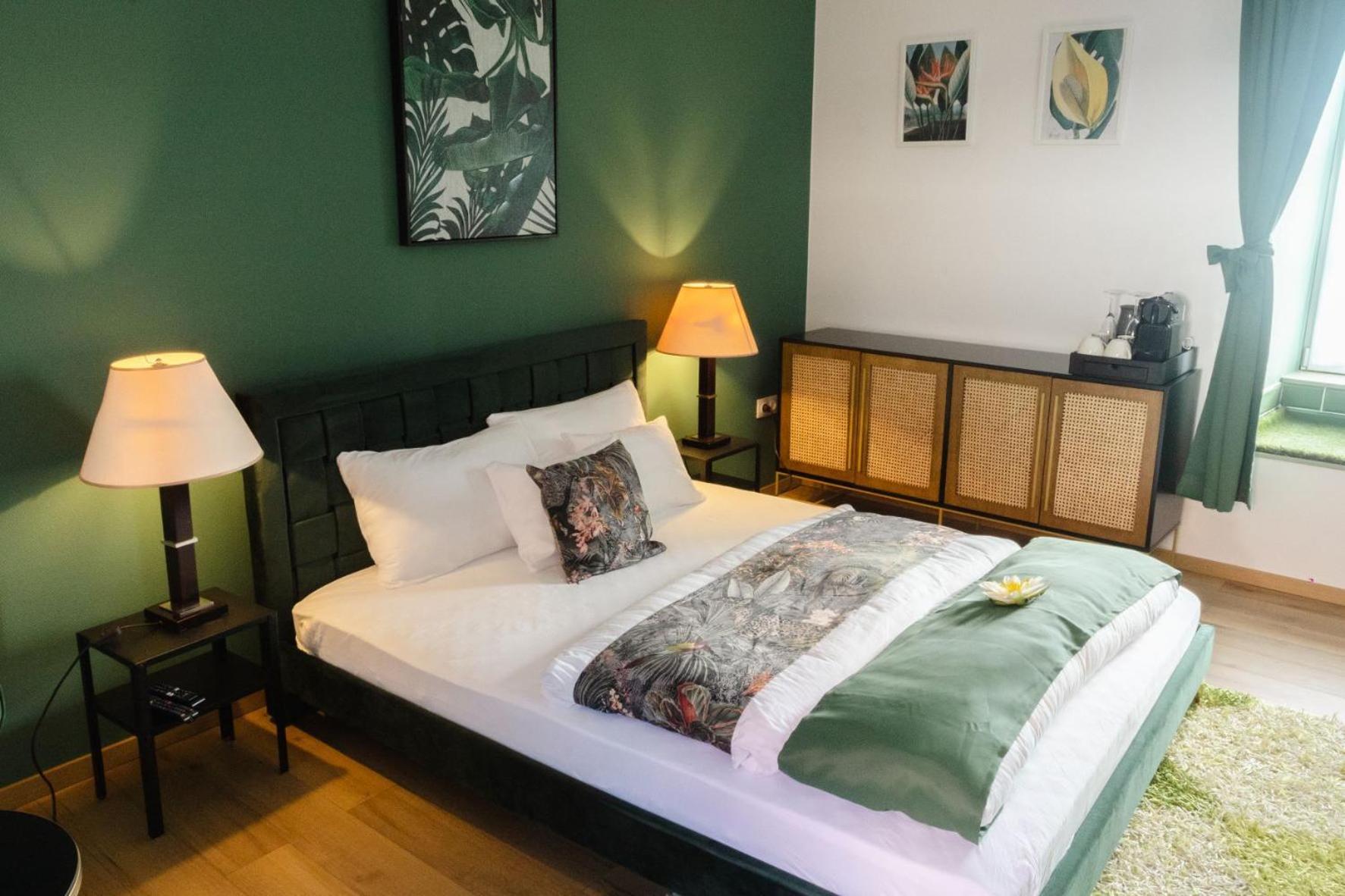 Superior Queen Room - Photo 1