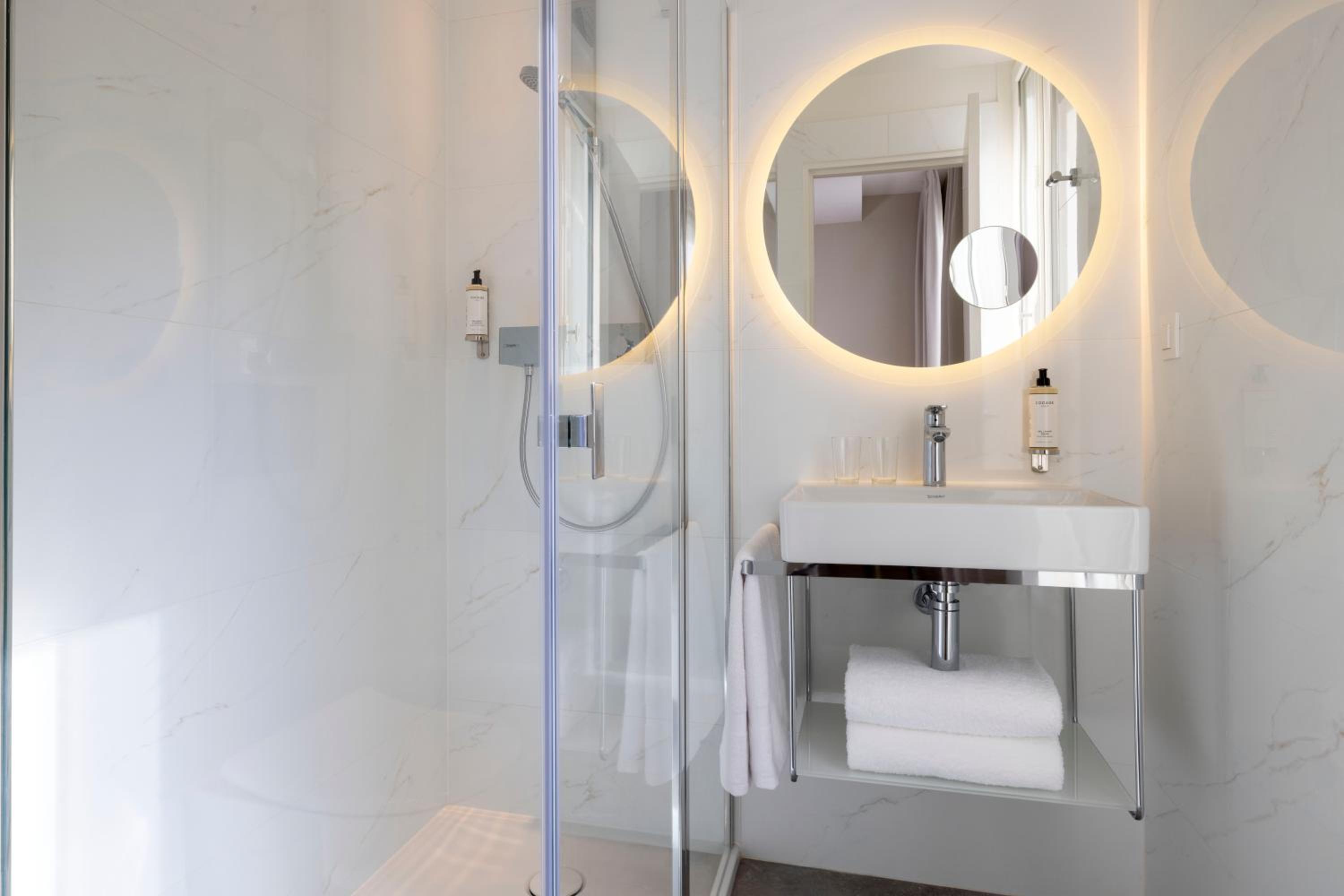 Superior Double or Twin Room photo 2