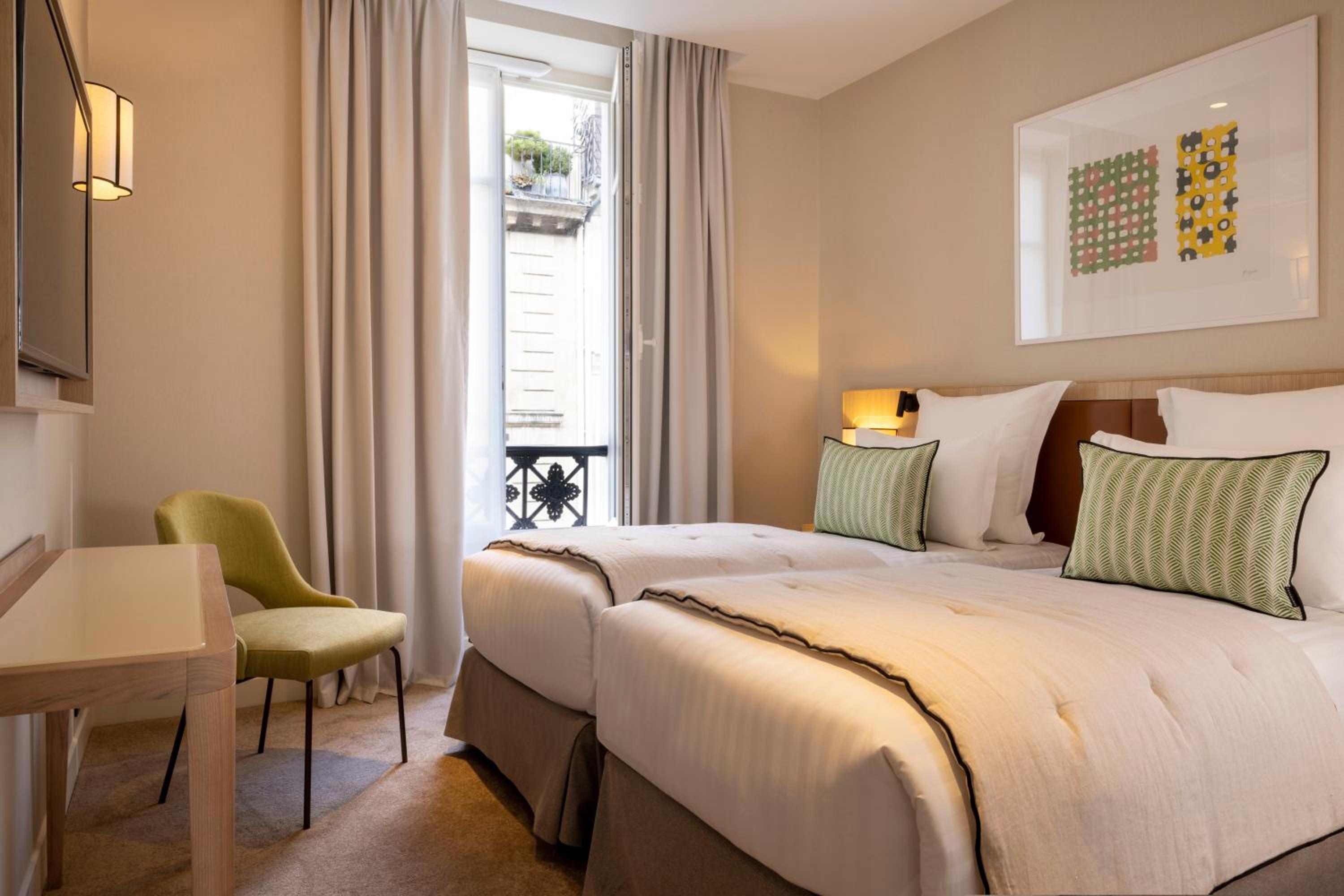 Superior Double or Twin Room photo 1