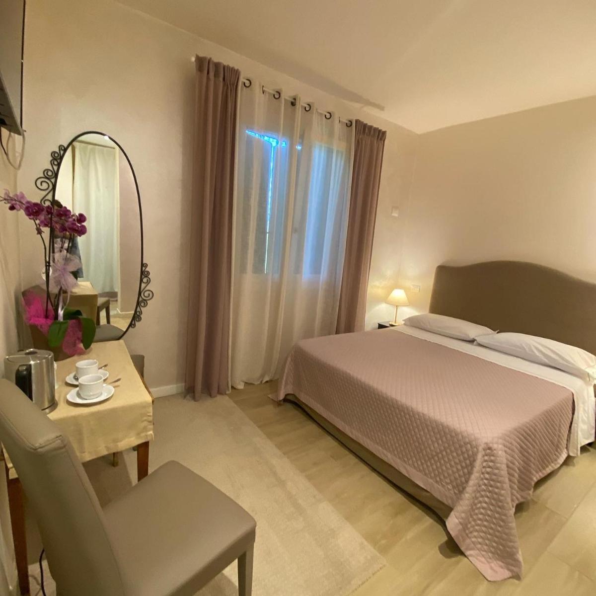 King Room with Garden View