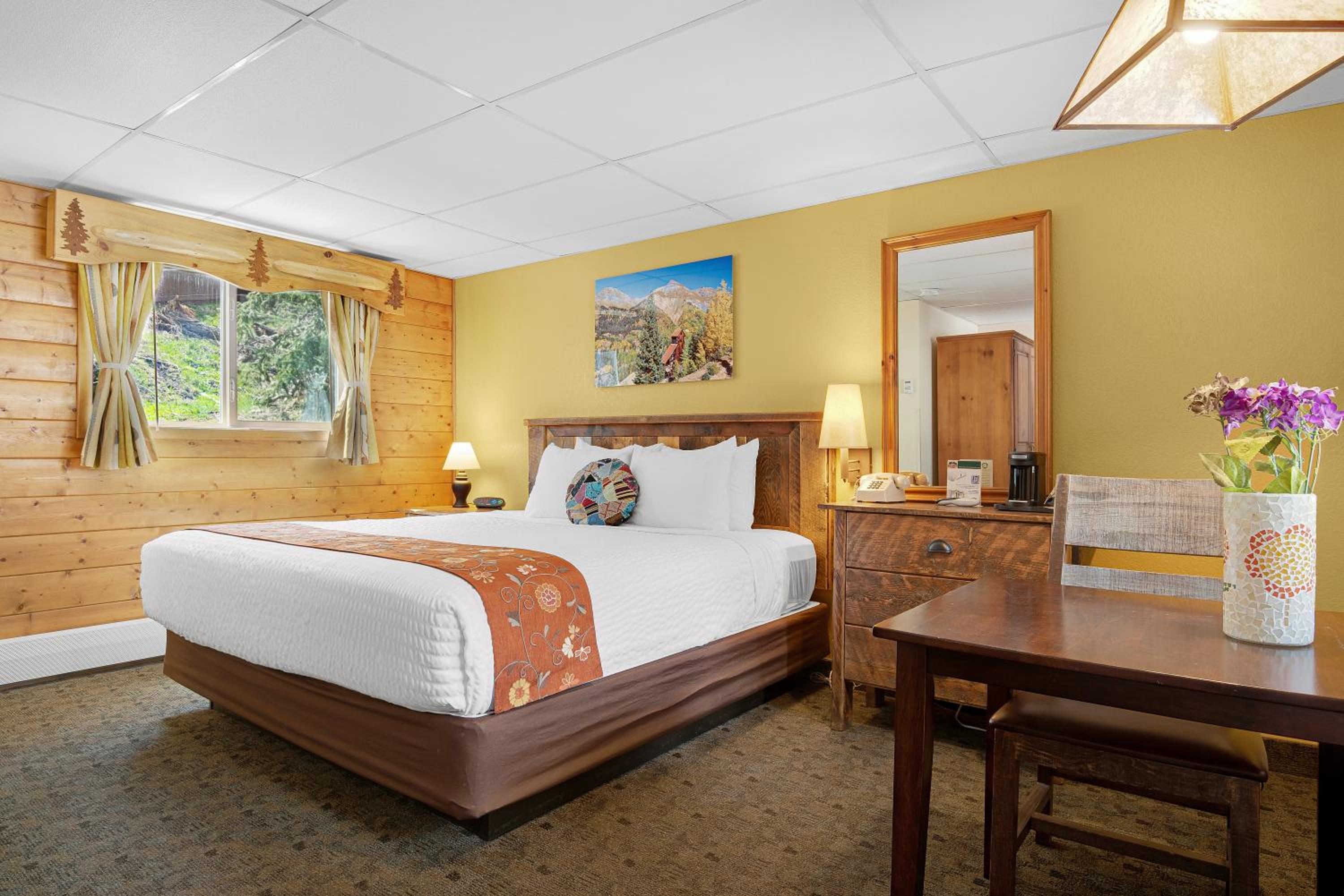 King Room with Pool View