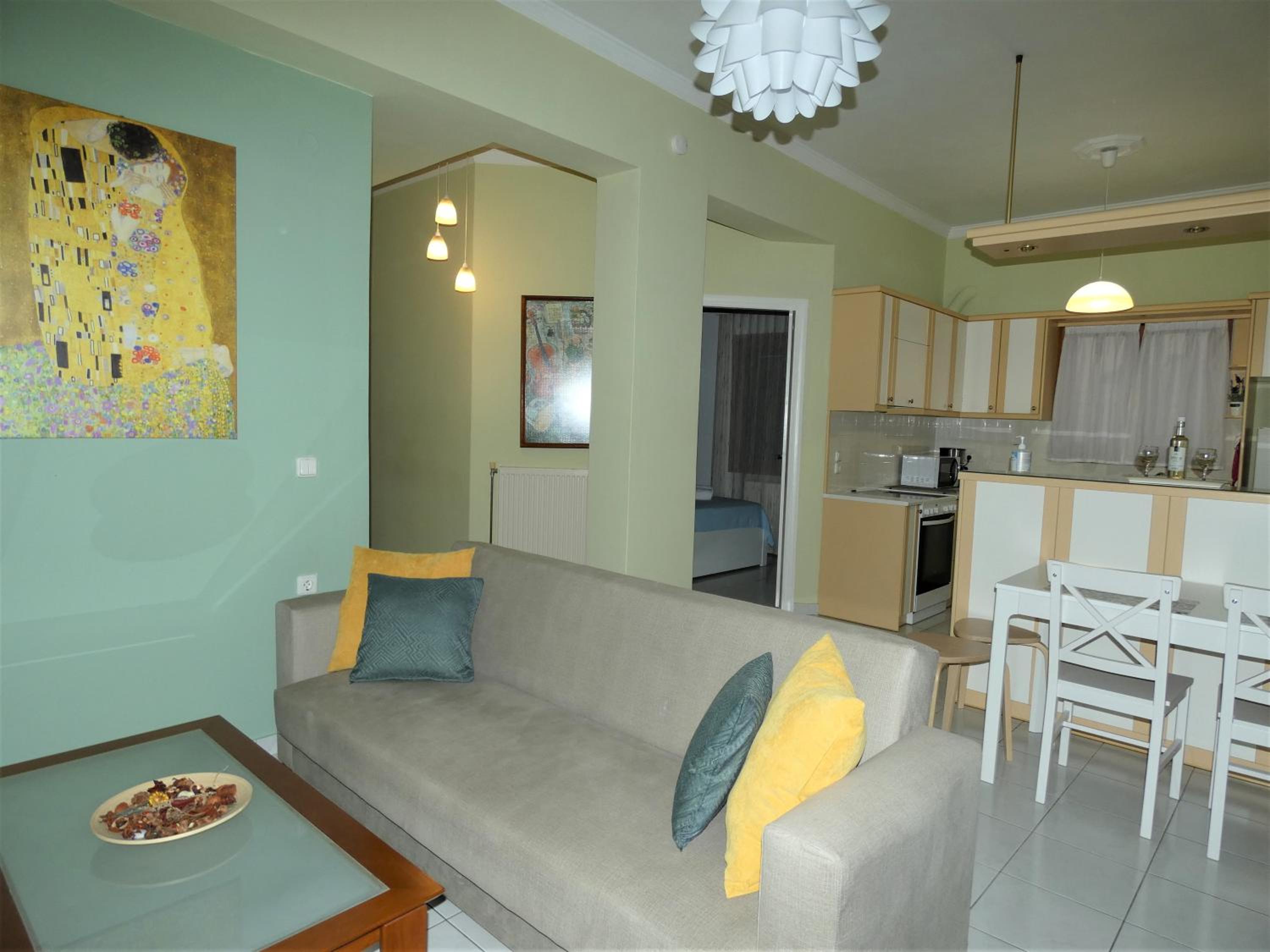 One-Bedroom Apartment photo 3