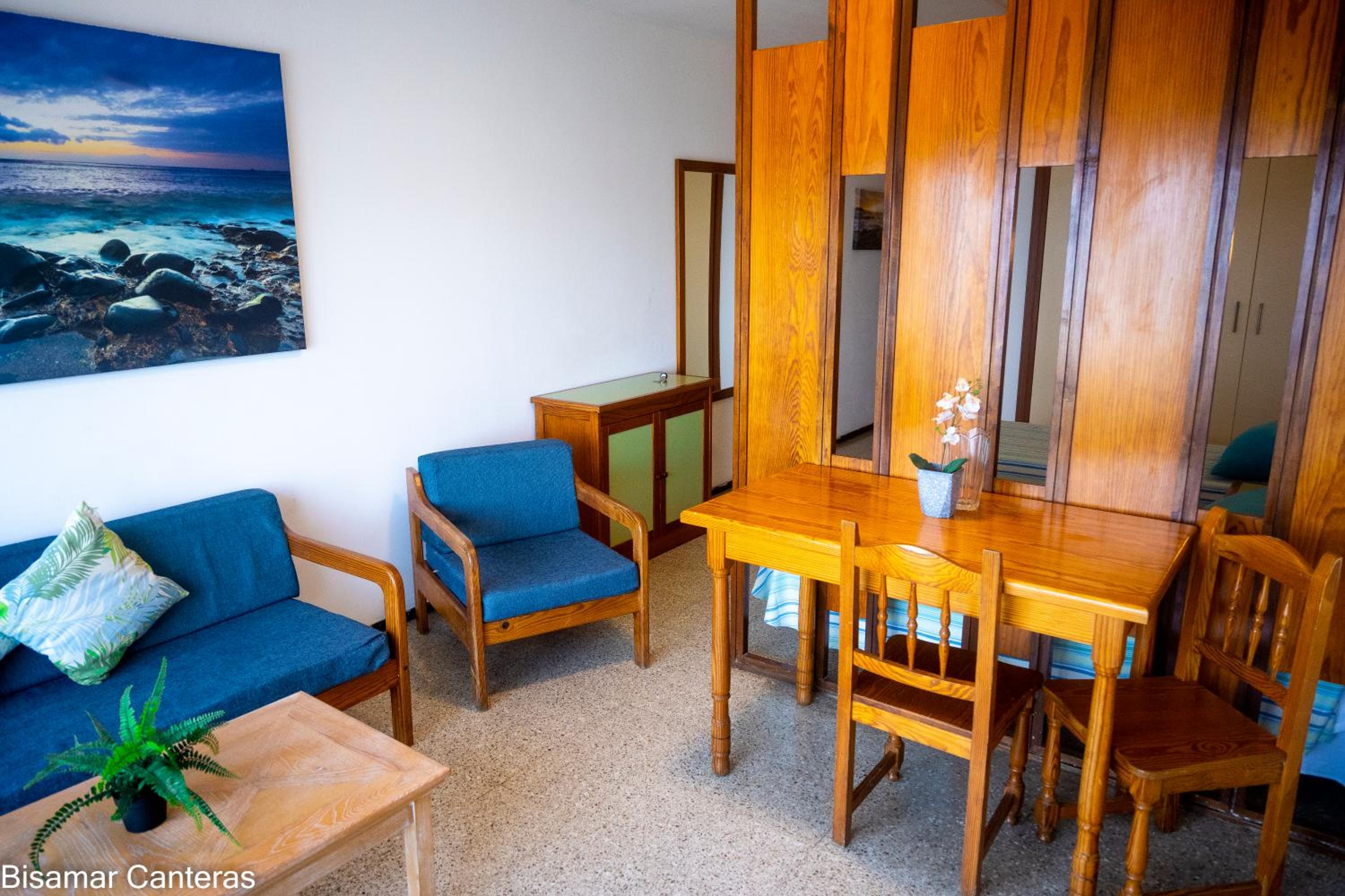 Studio with Sea View - Photo 9