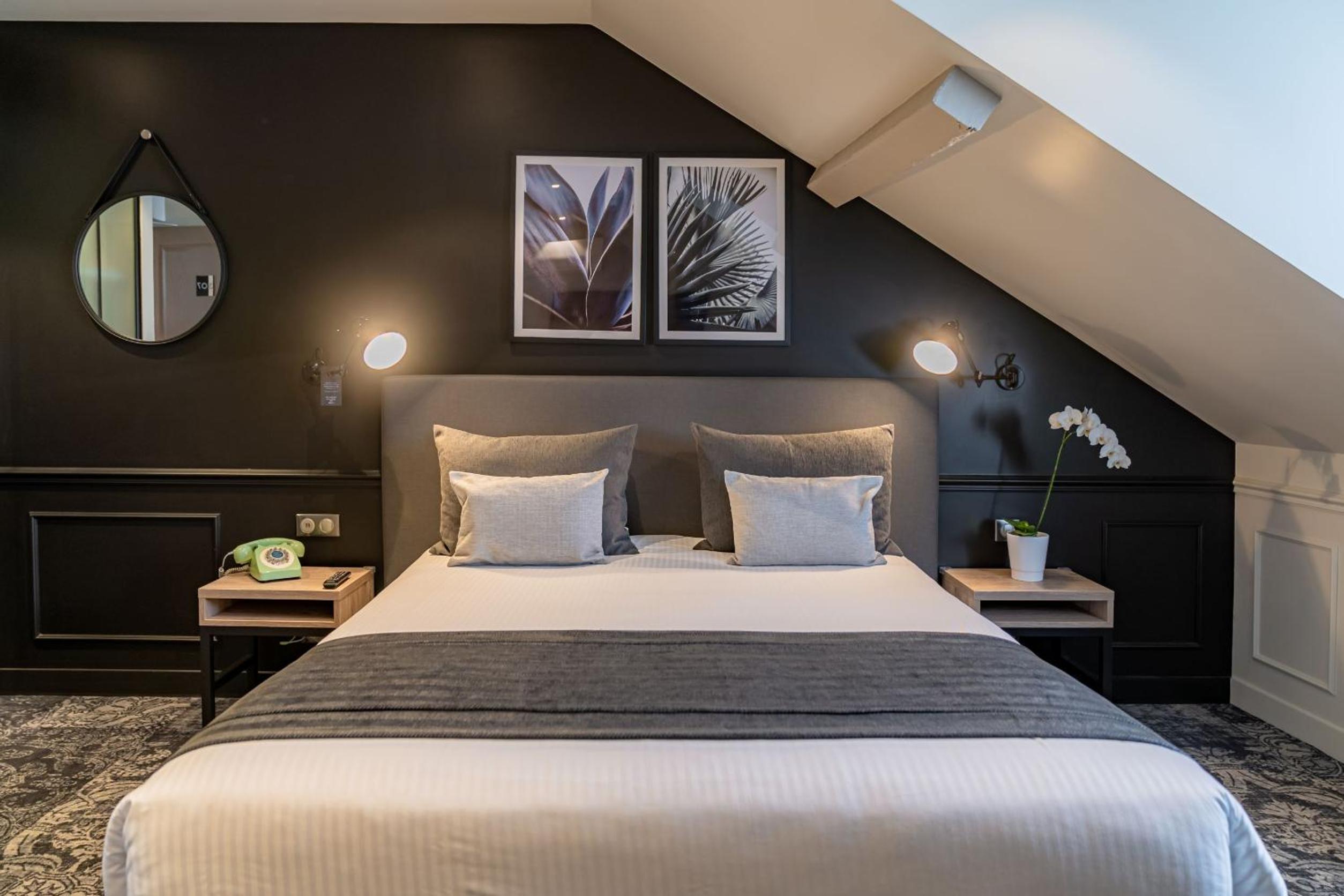 Classic Double or Twin Room - Photo 2