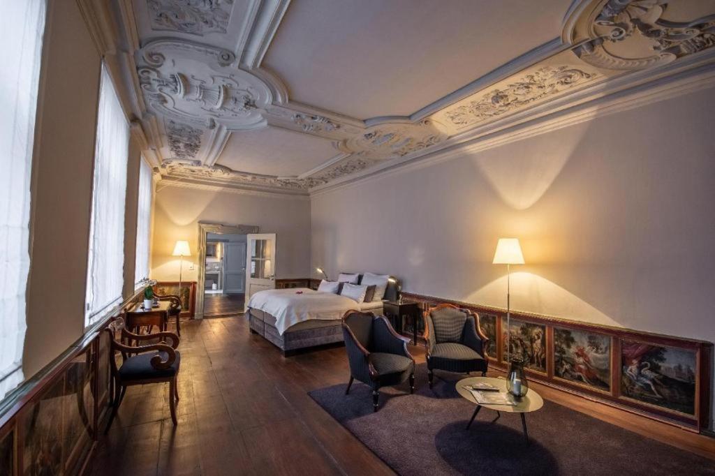 Superior Suite - Photo 1