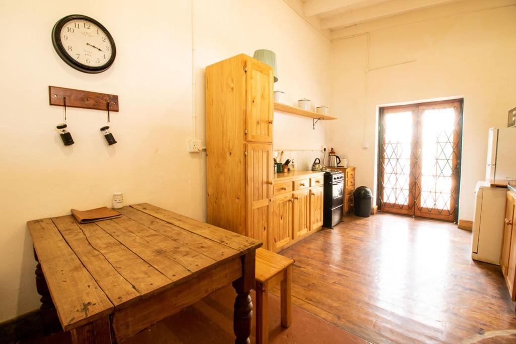 Two-Bedroom House - Photo 13