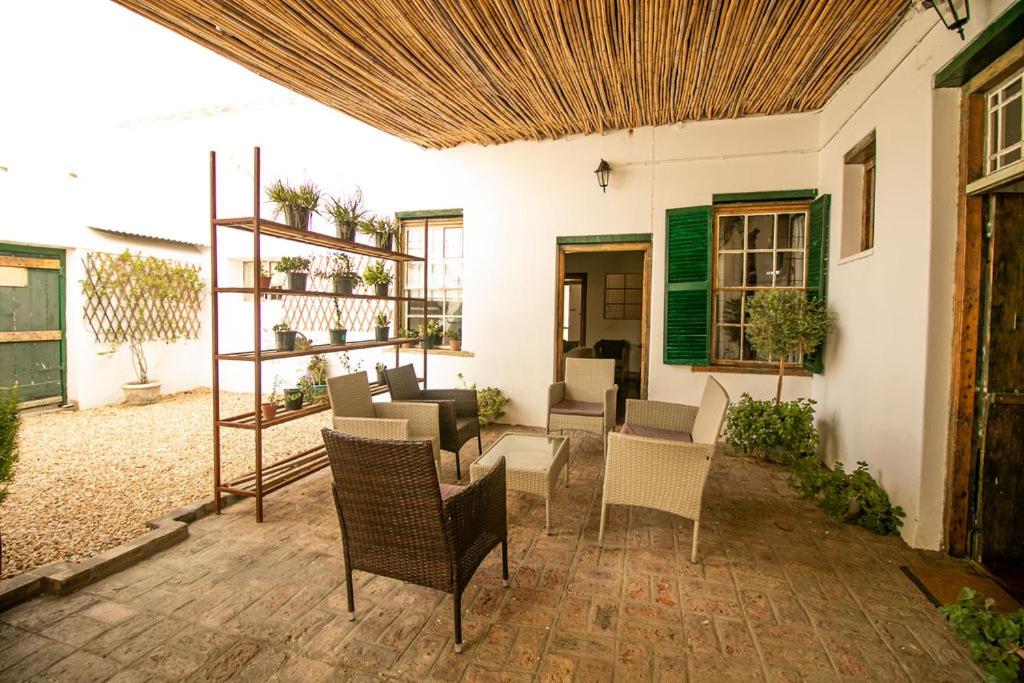 Two-Bedroom House - Photo 11