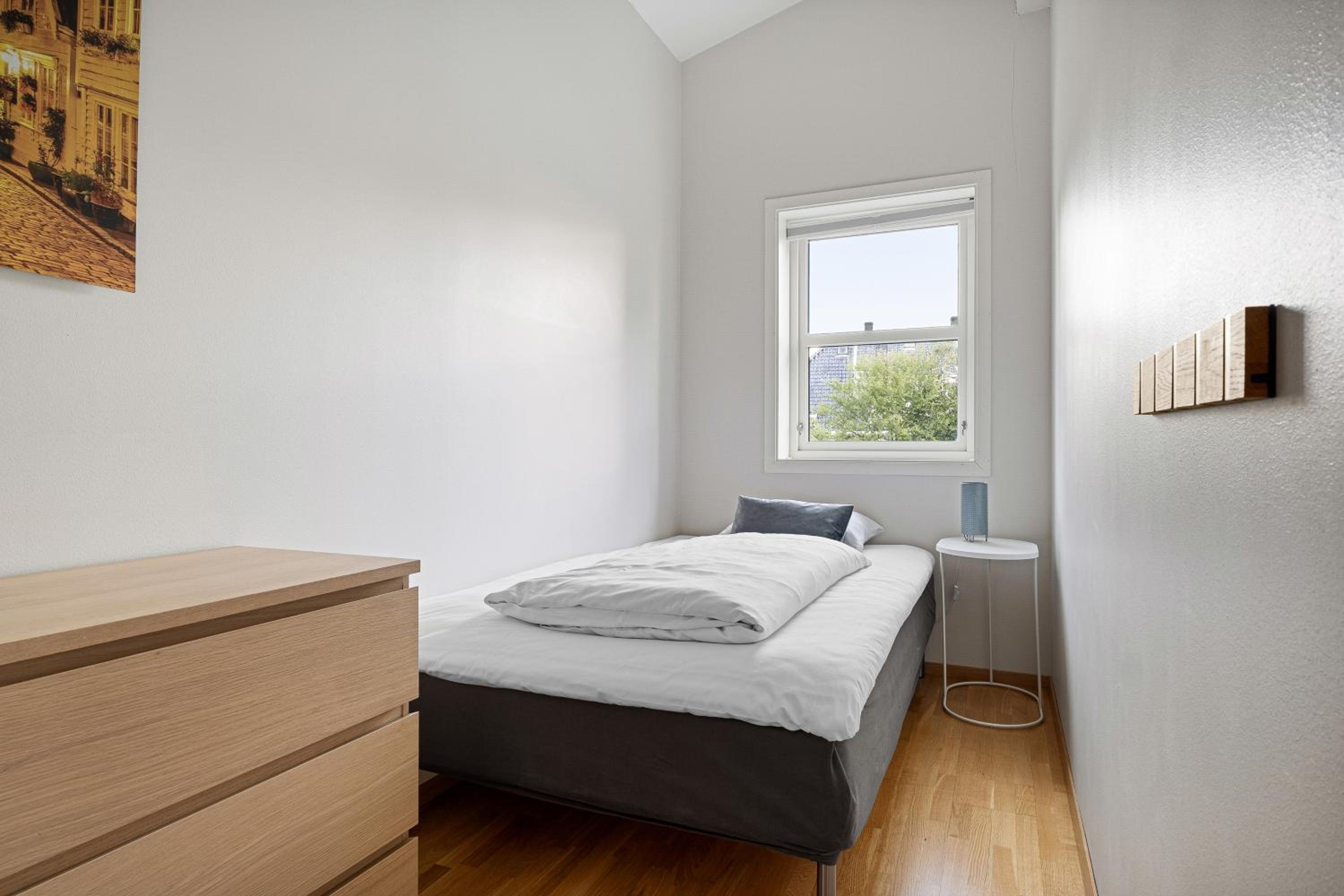 Three-Bedroom Apartment photo 3