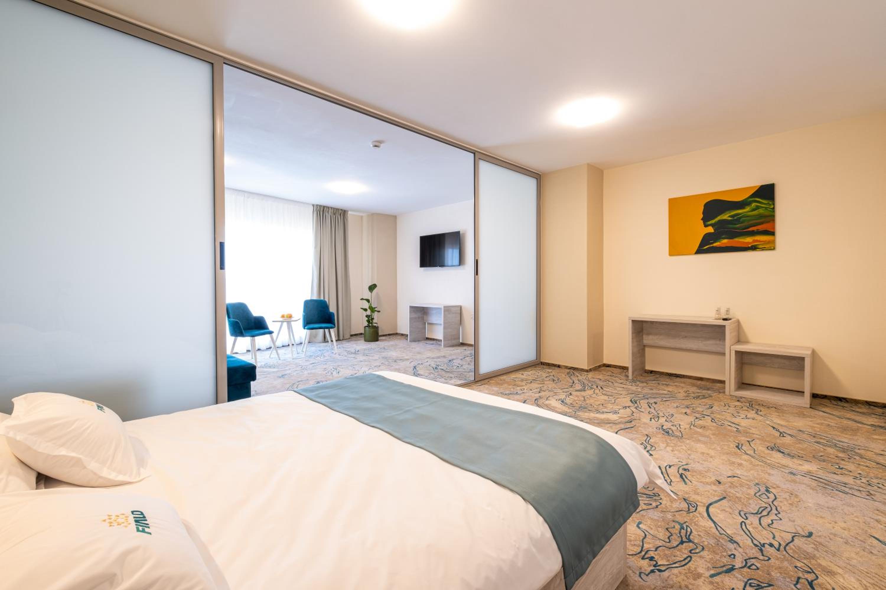 Executive Room with sofa and spa access