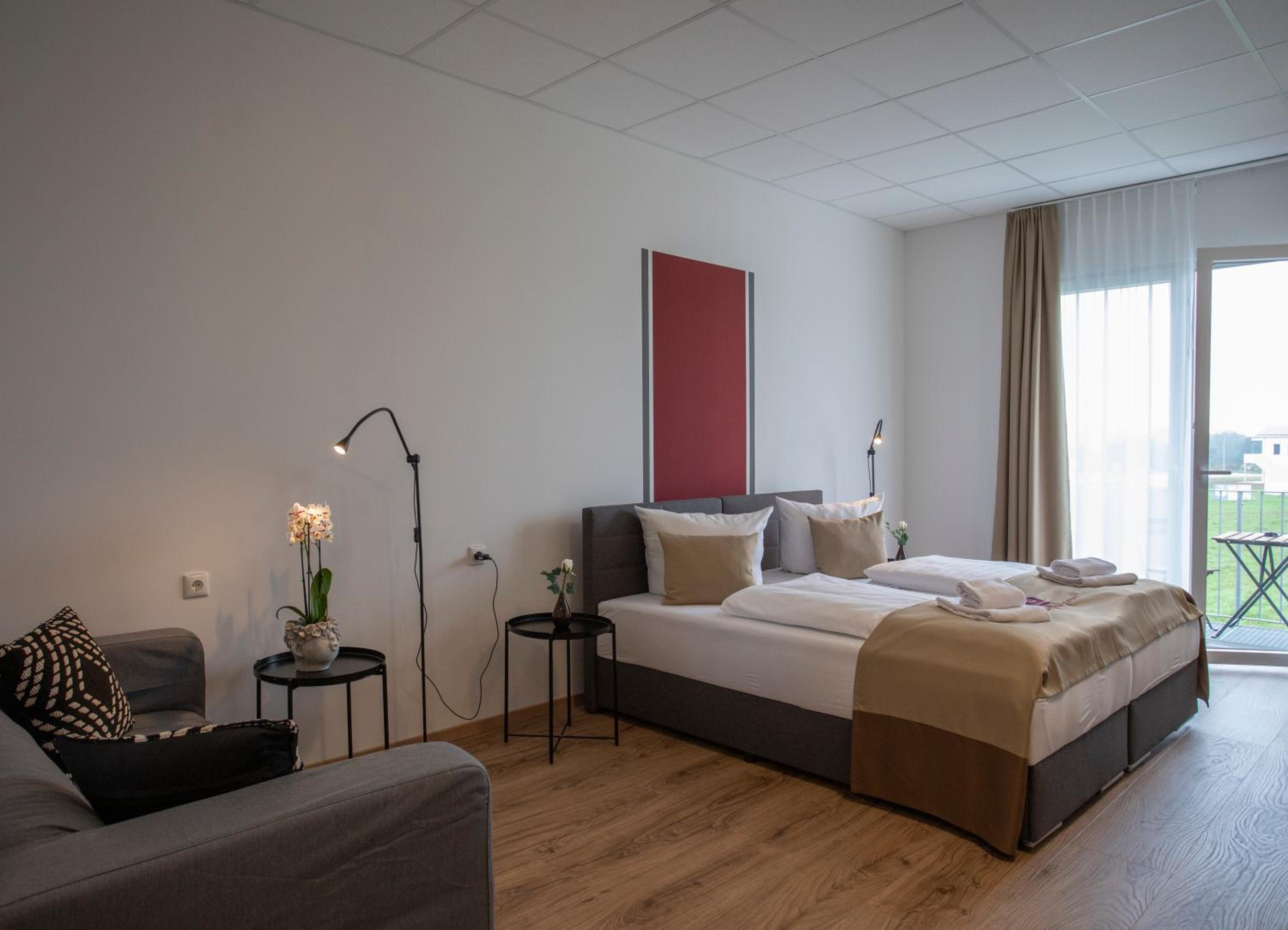 Deluxe Double Room With Balcony photo 2