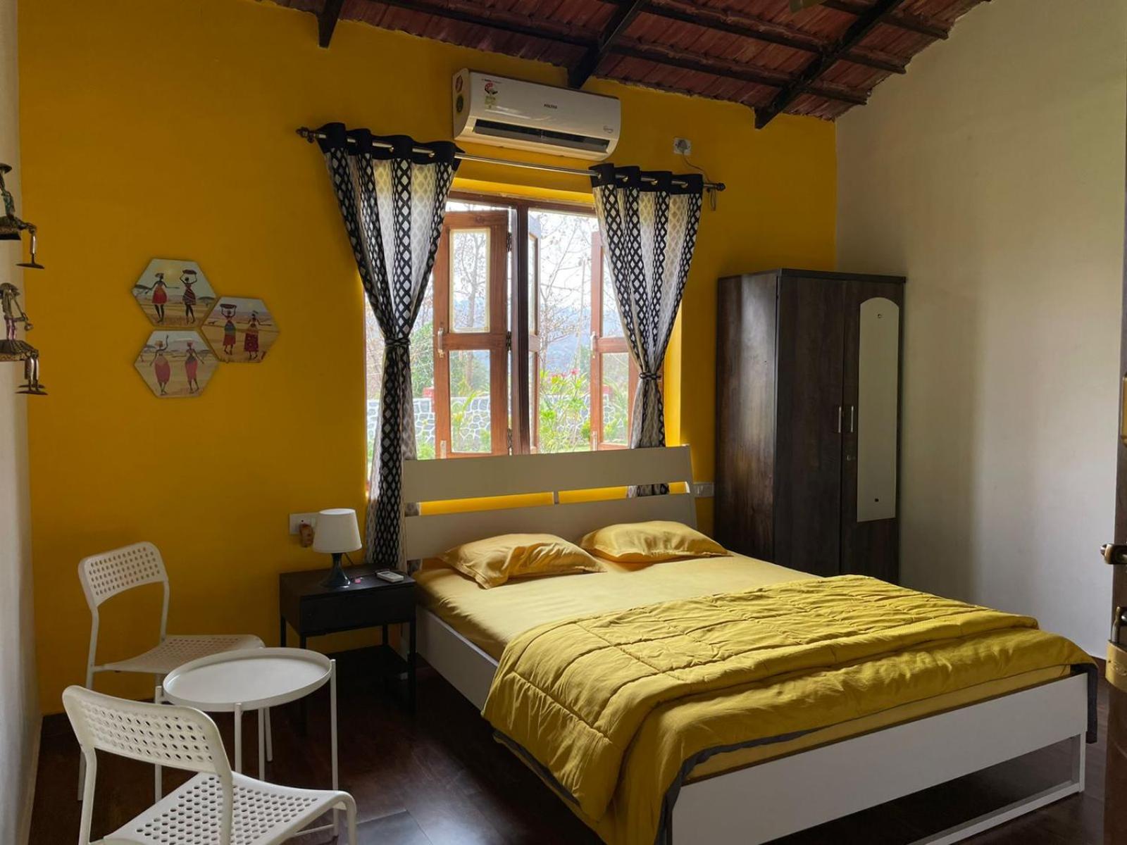 Standard Double Room - Photo 3