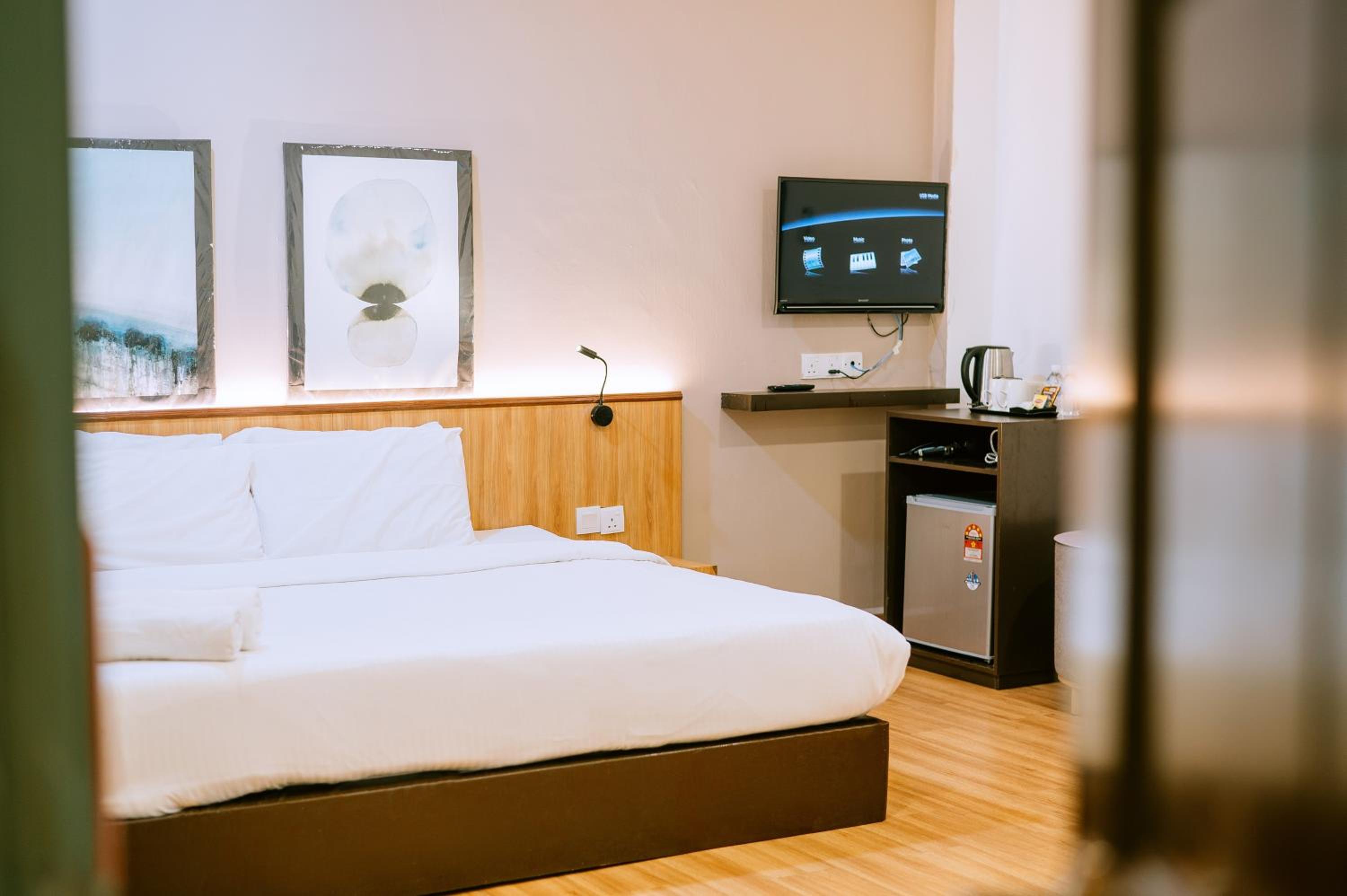 Superior King Room - Photo 2