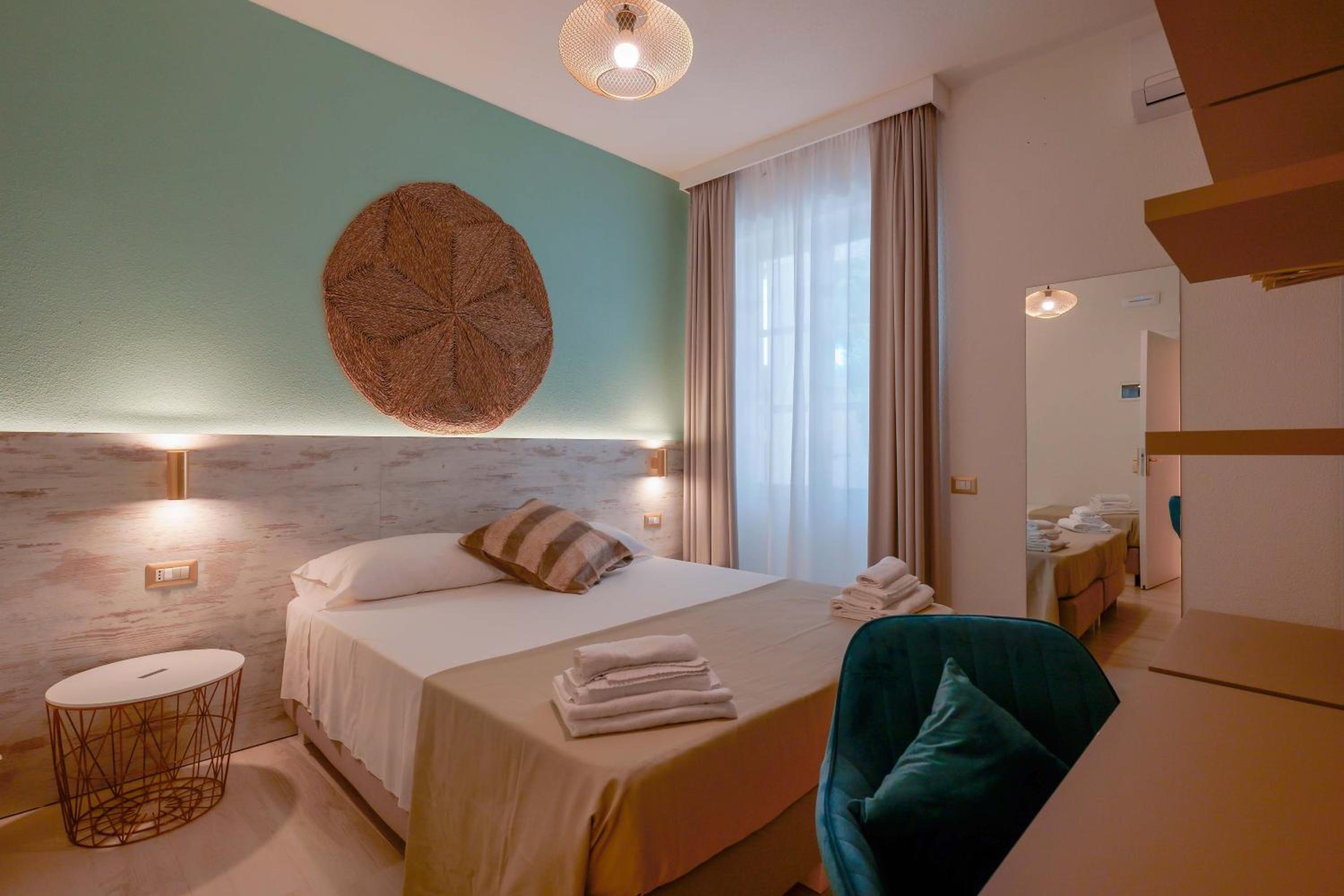 Classic Triple Room - Photo 4