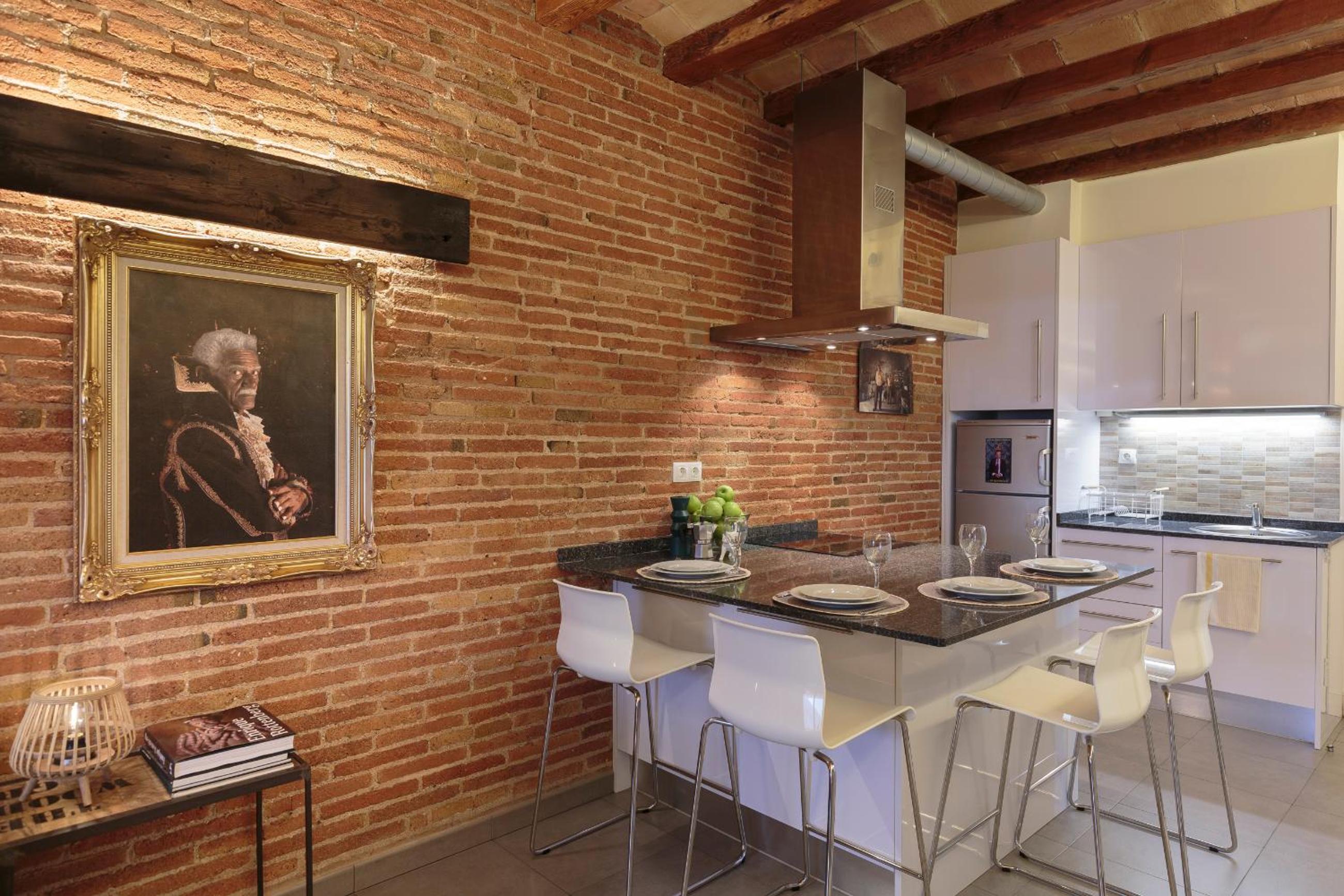 Apartment With Terrace photo 3
