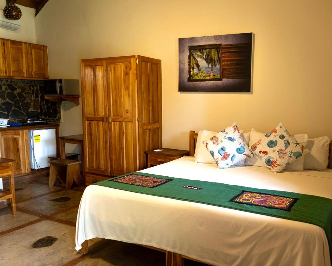 Deluxe Triple Room photo 1