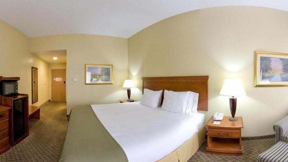 Holiday Inn Express, Zdjęcie 3