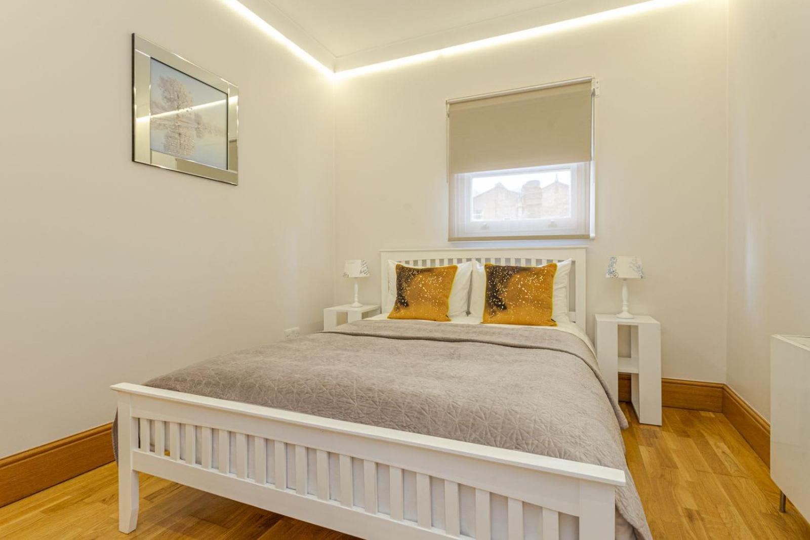 One-Bedroom Apartment with Double Sofa Bed photo 1