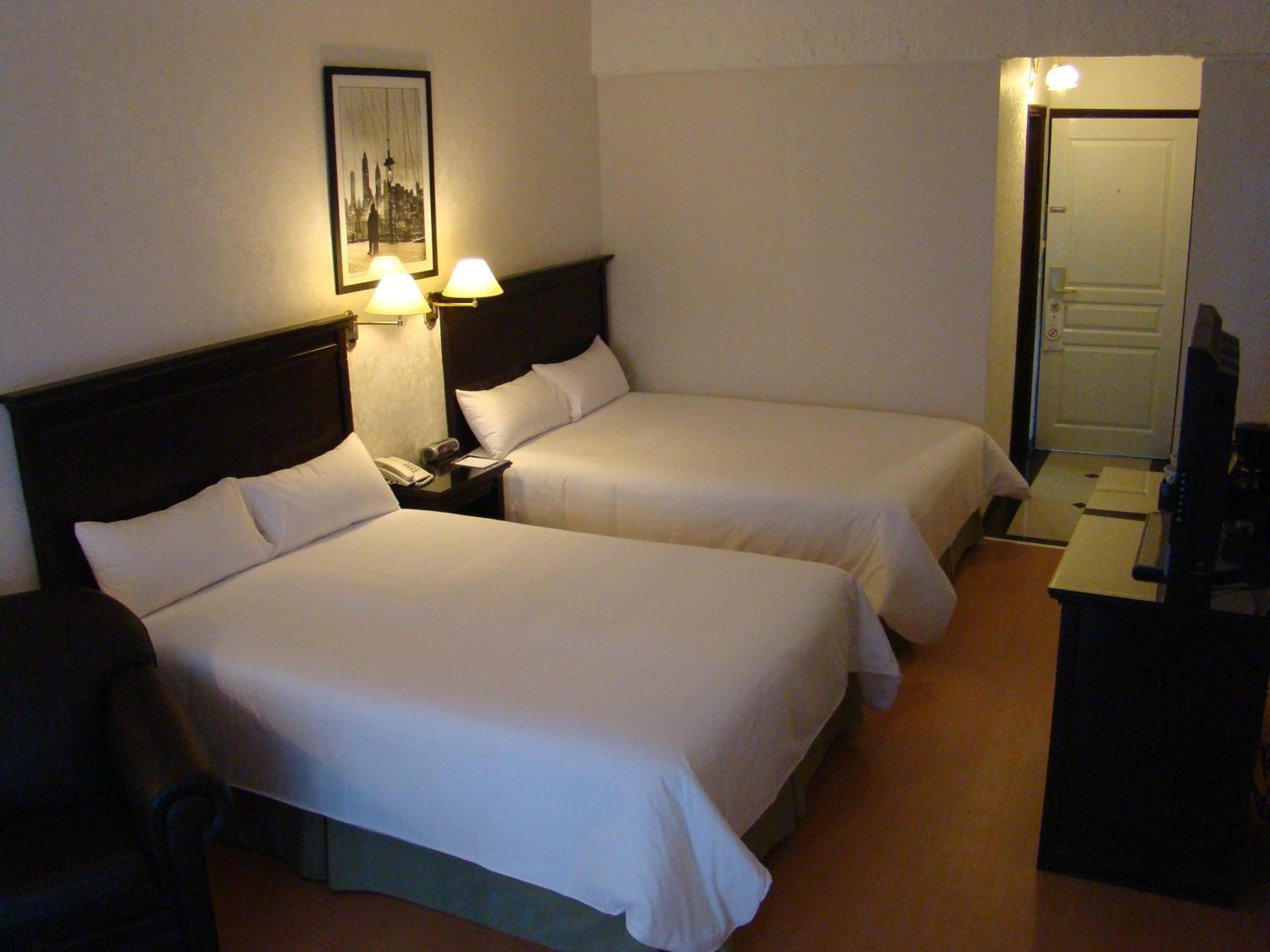 Standard Double Room photo 3