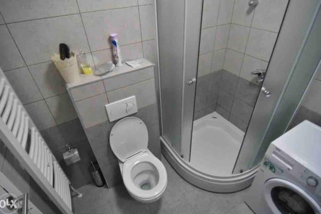 One-Bedroom Apartment photo 3