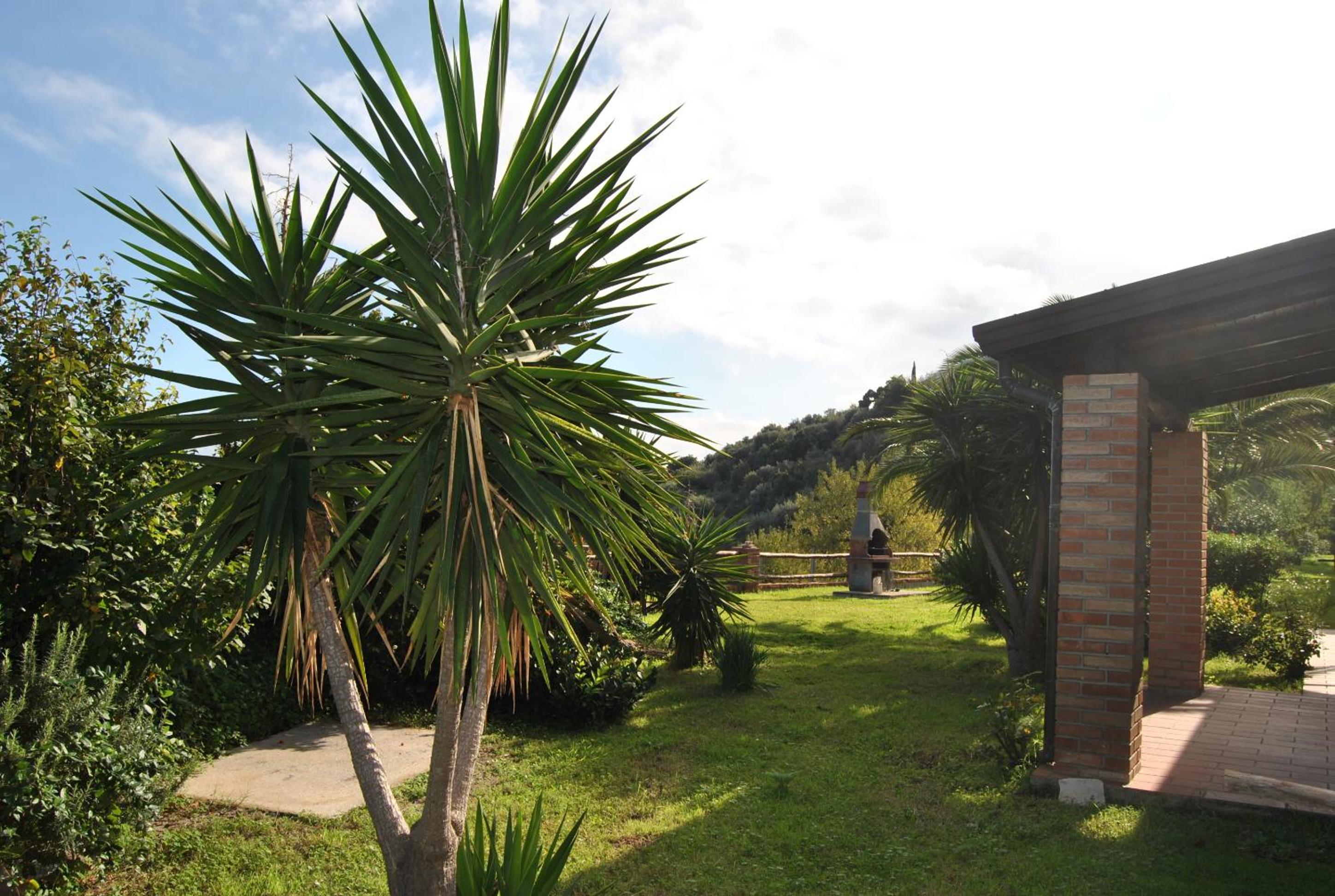 Bungalow with Sea View - Photo 4