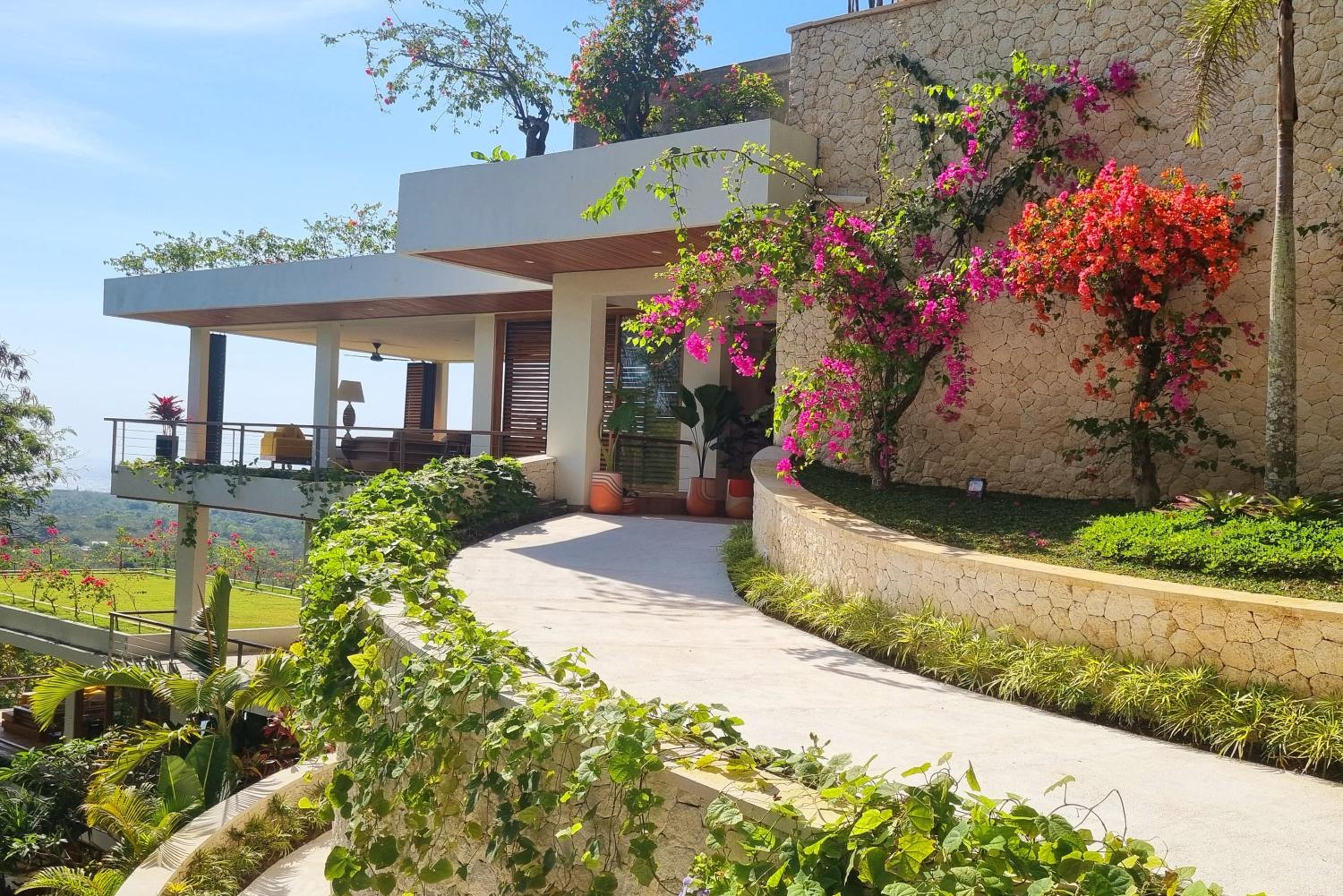 Villa Karuna - Photo 2