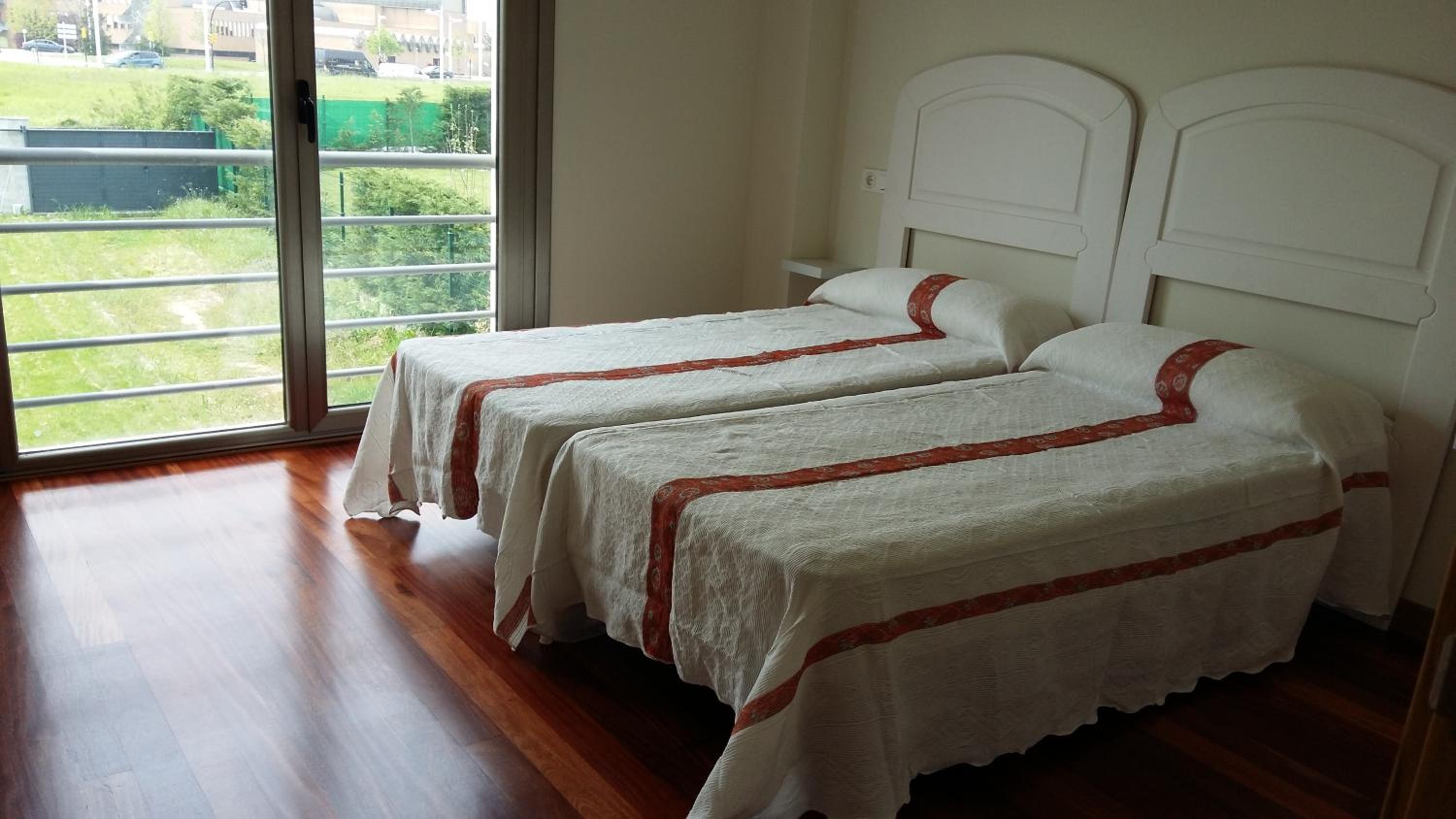 Casa de cinco habitaciones