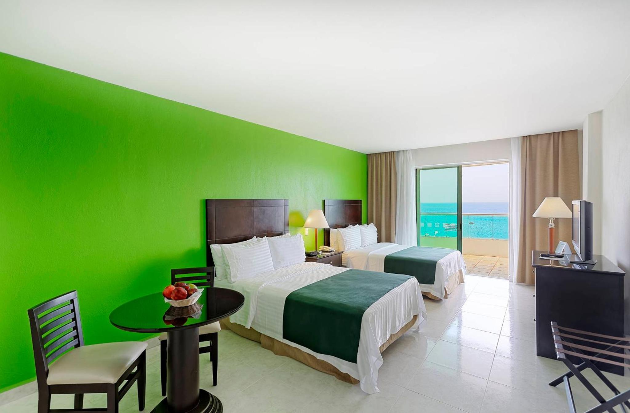 Standard Double Room with Two Double Beds - Photo 3