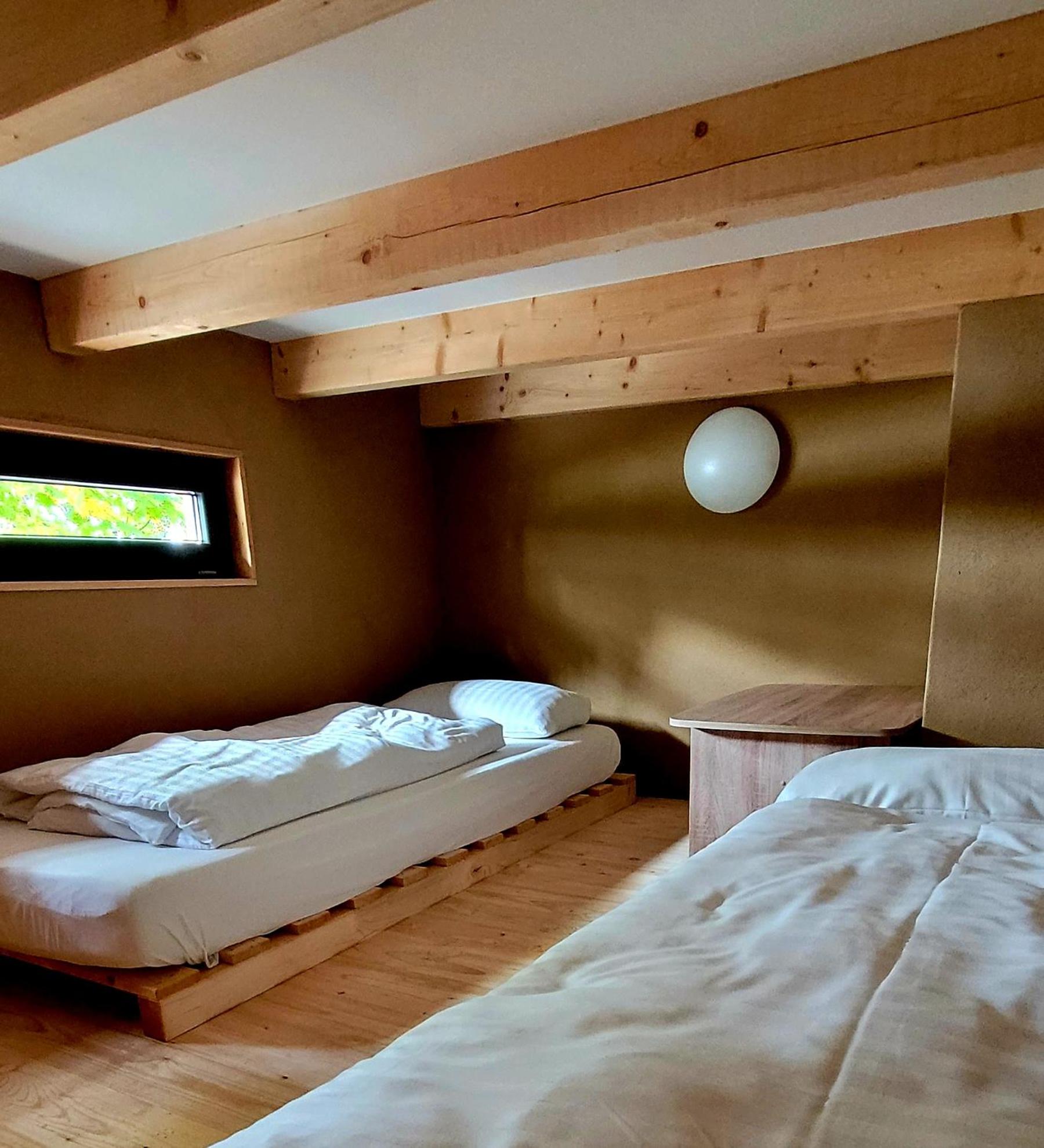 Two-Bedroom House - Photo 22