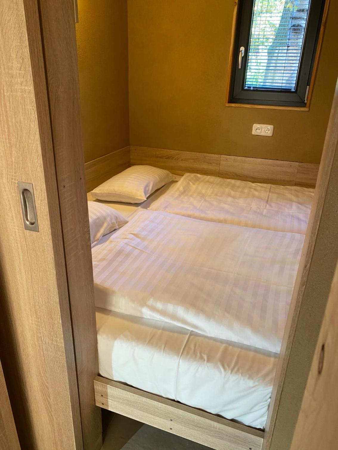 Two-Bedroom House - Photo 11
