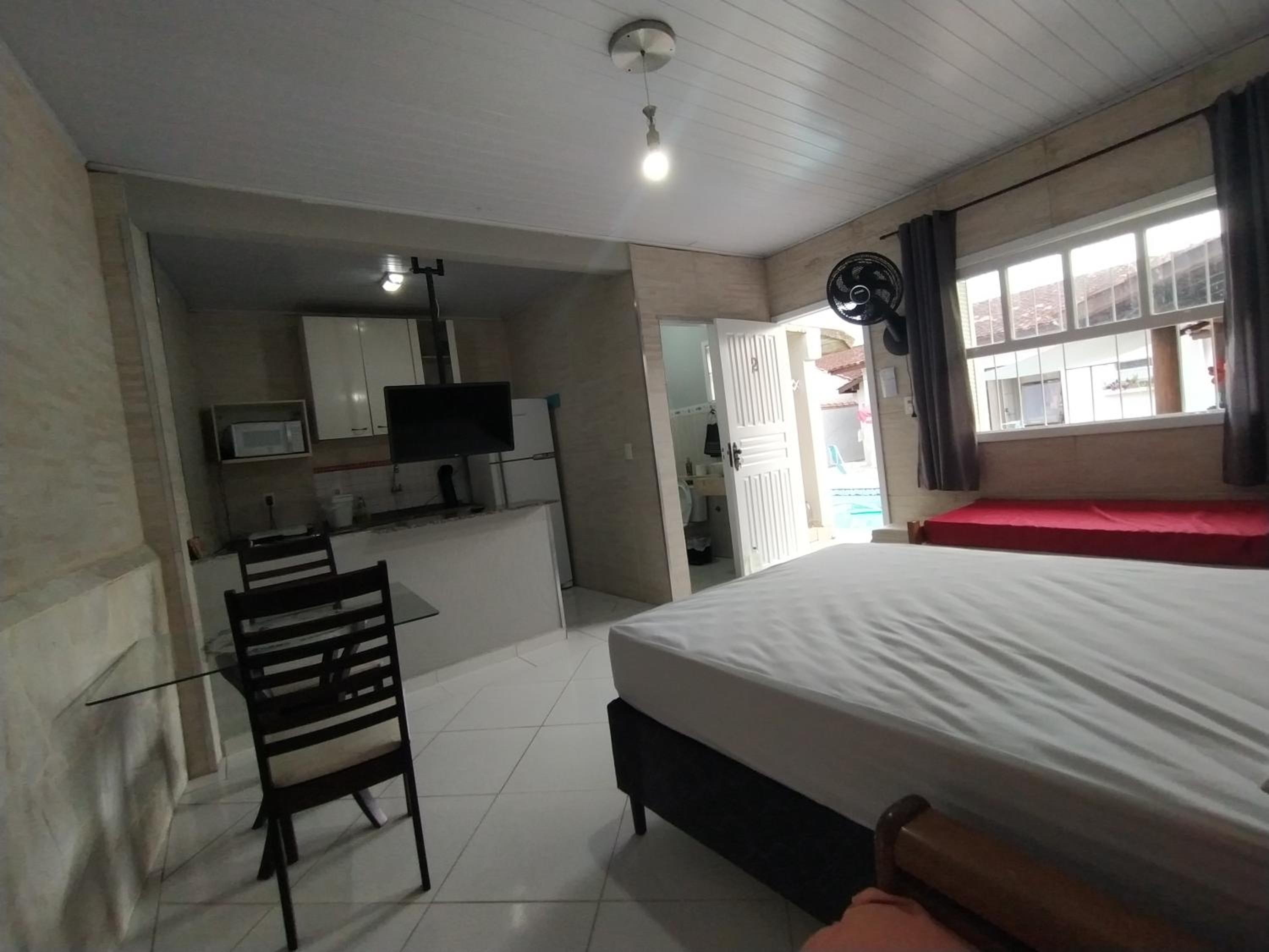 One-Bedroom House photo 1