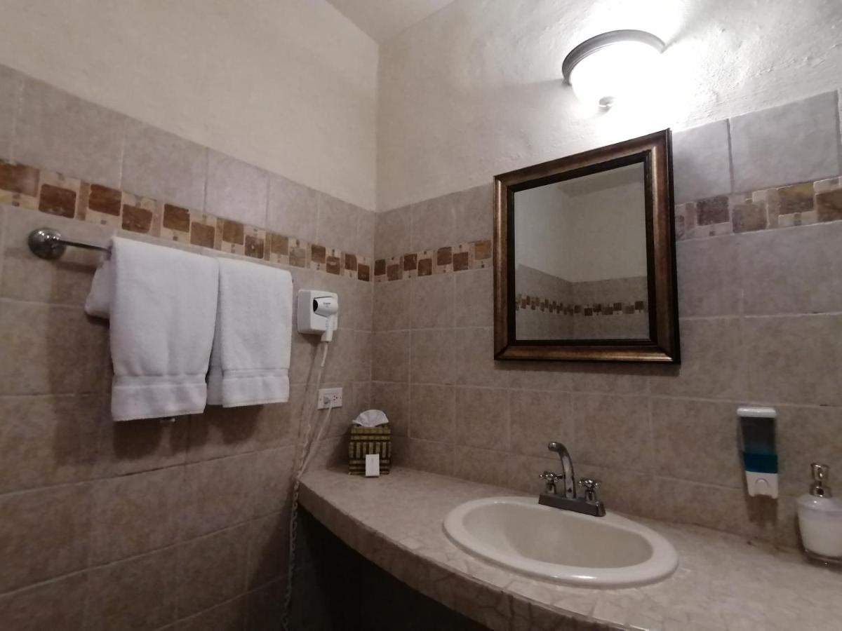 Standard Double Room photo 2