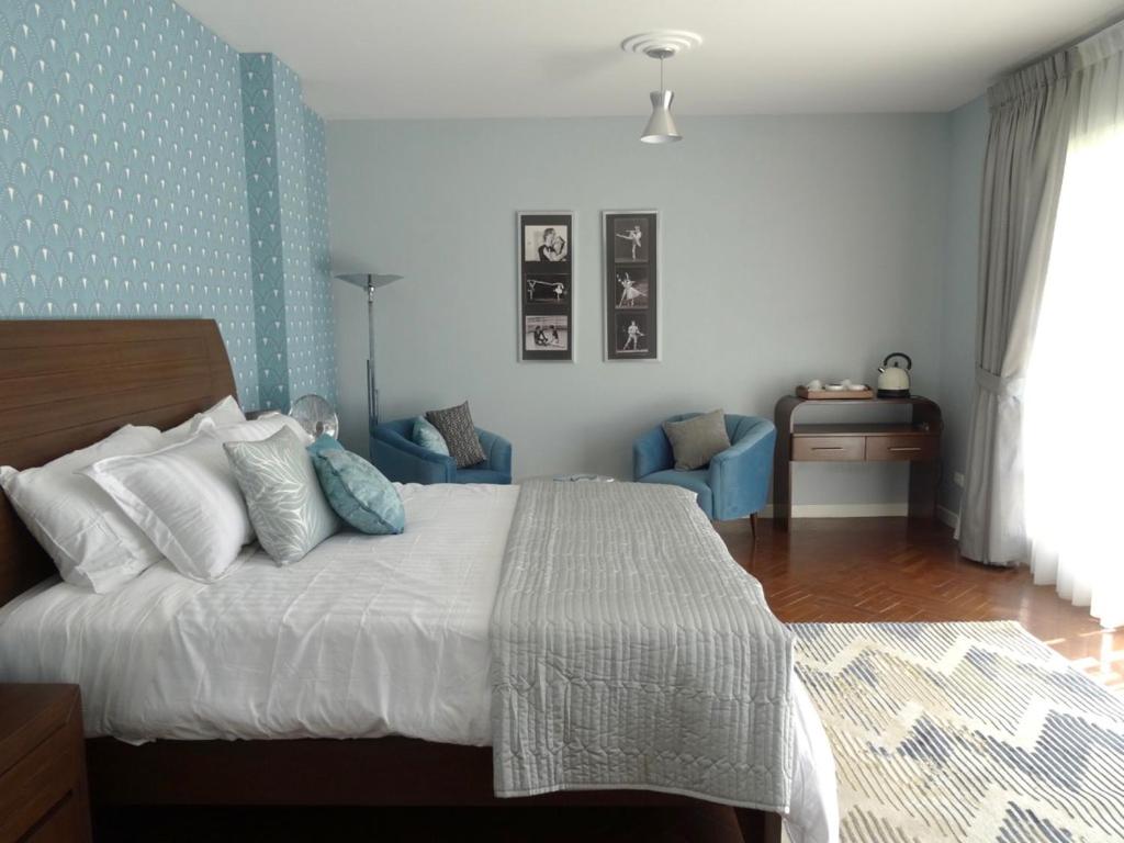 Deluxe Double Room with Balcony photo 1