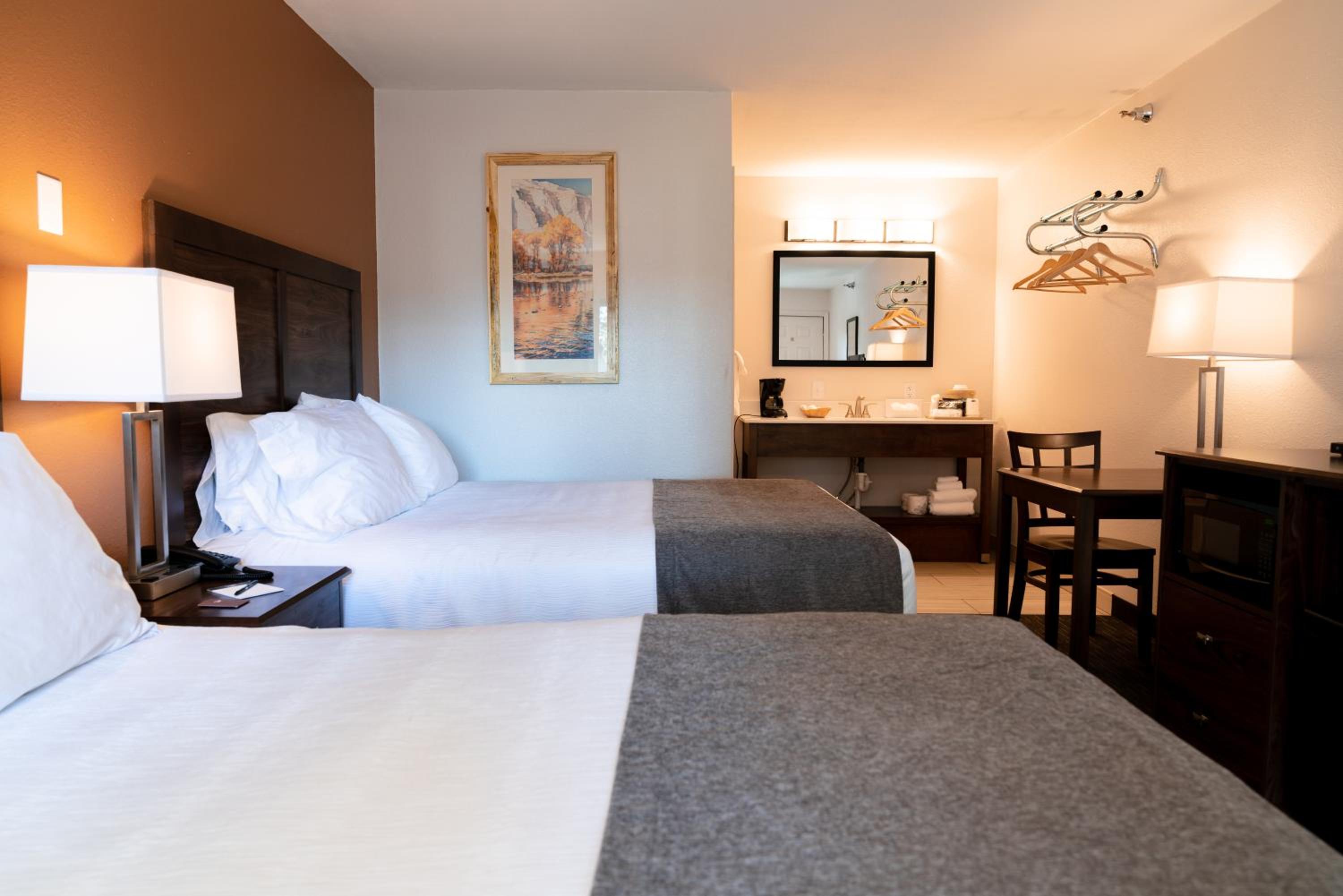 Queen Room with Two Queen Beds - Photo 1