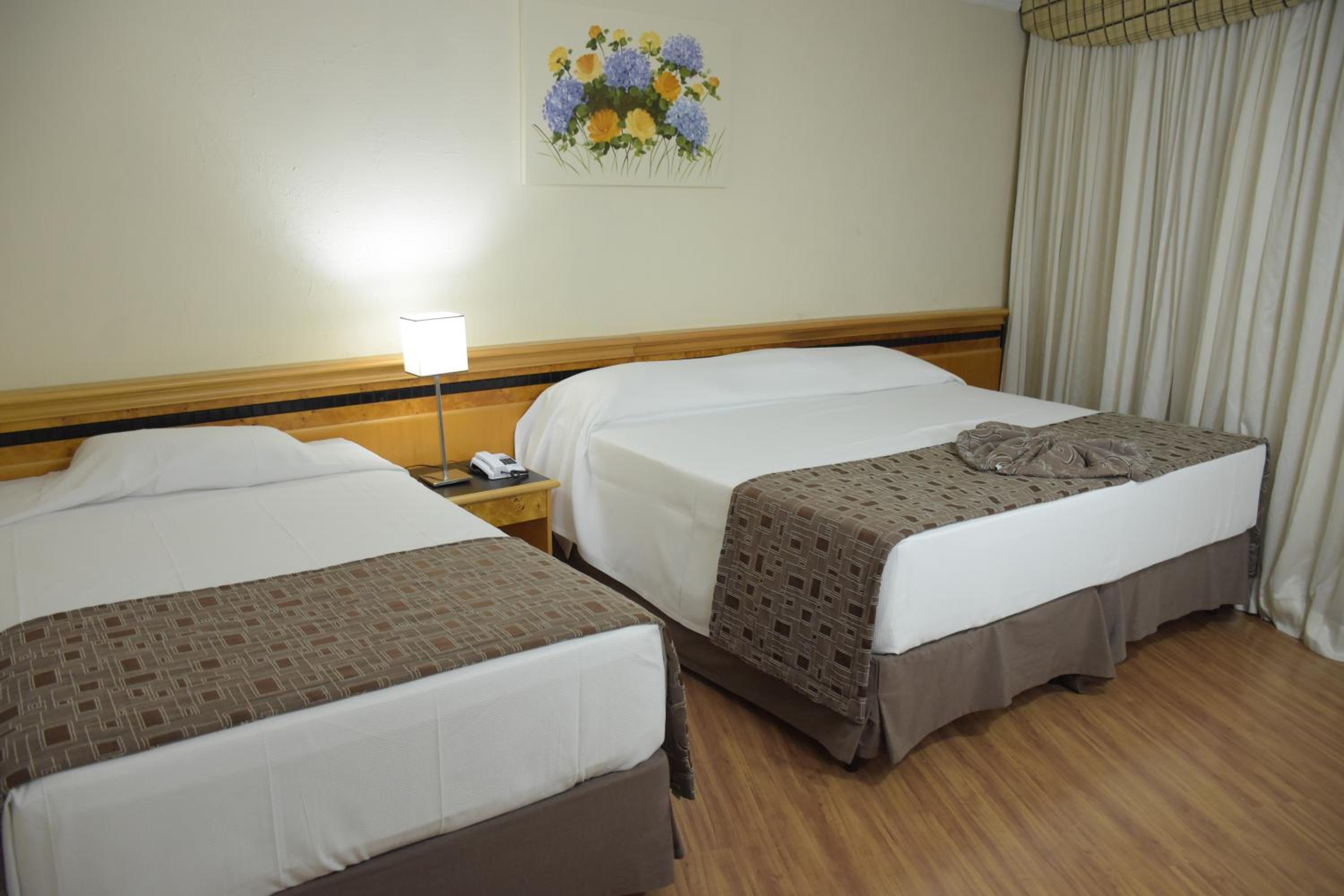 Standard Triple Room - Photo 1