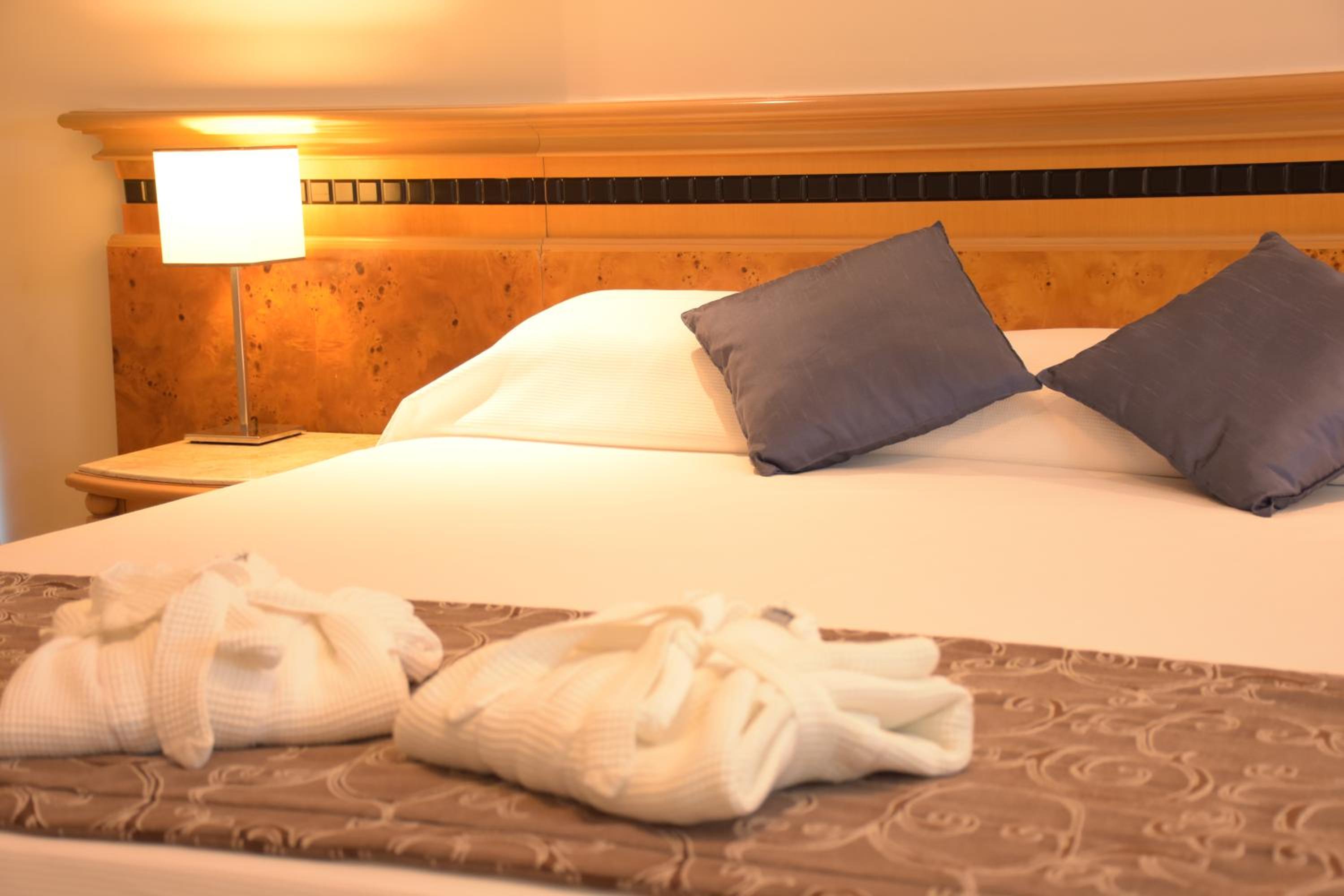 Junior Suite - Photo 2