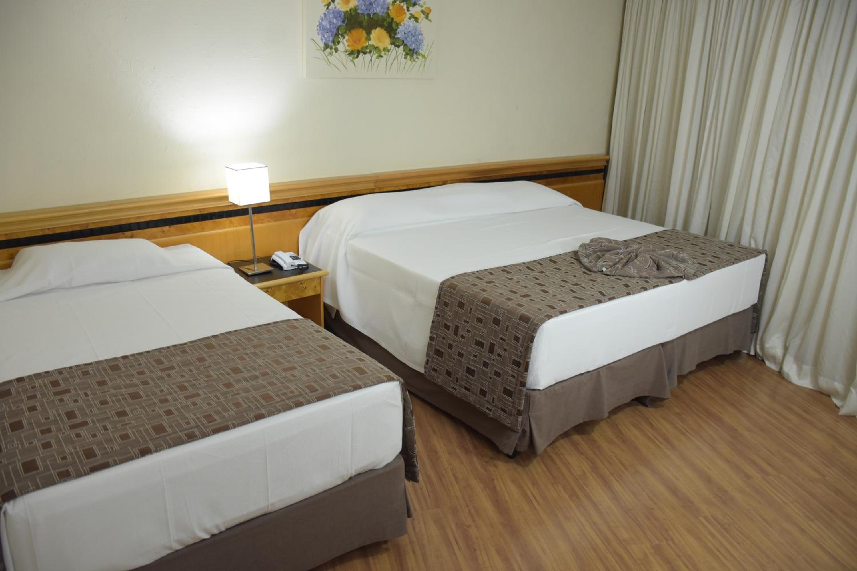 Standard Triple Room - Photo 4