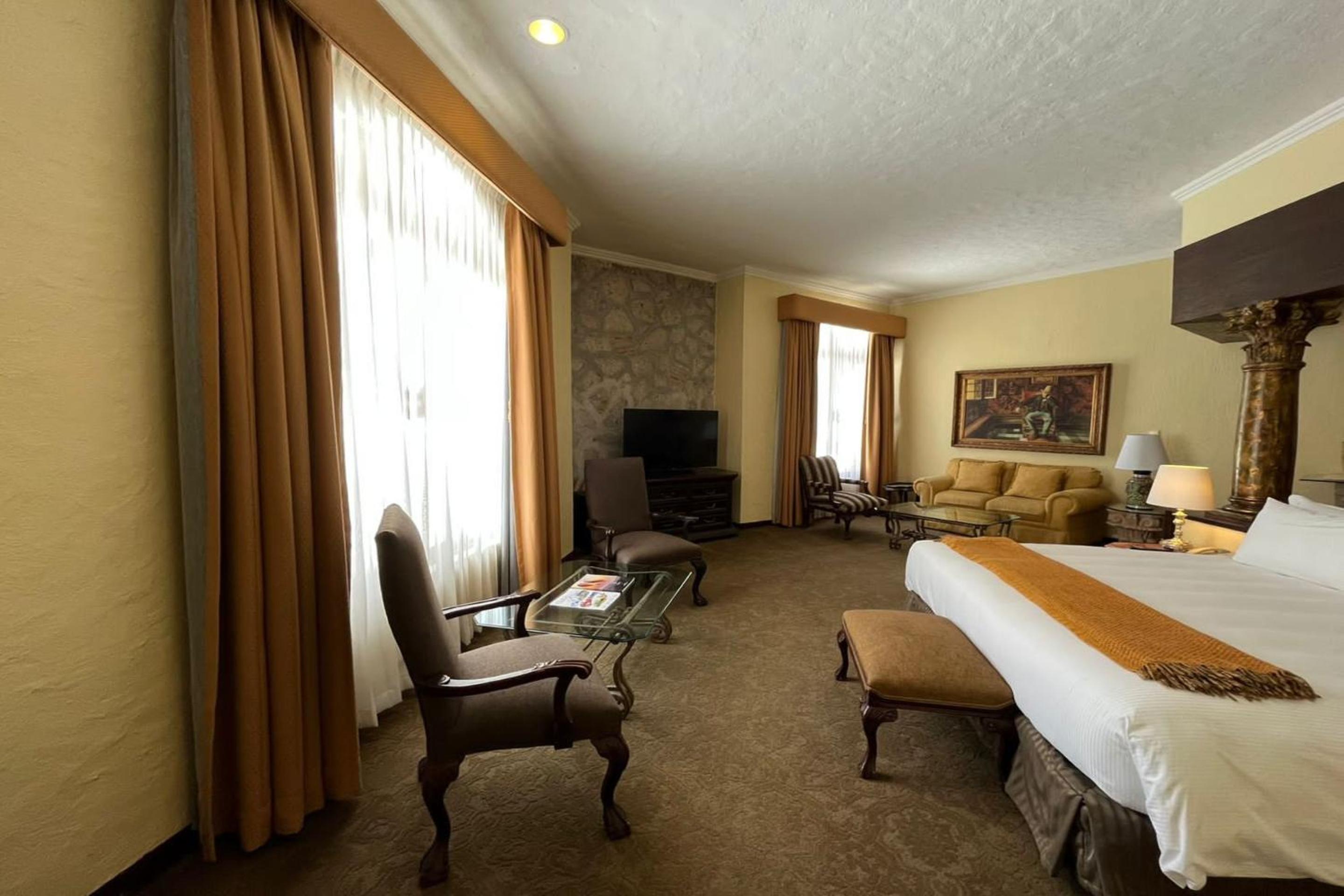 Governor Suite King - Photo 18