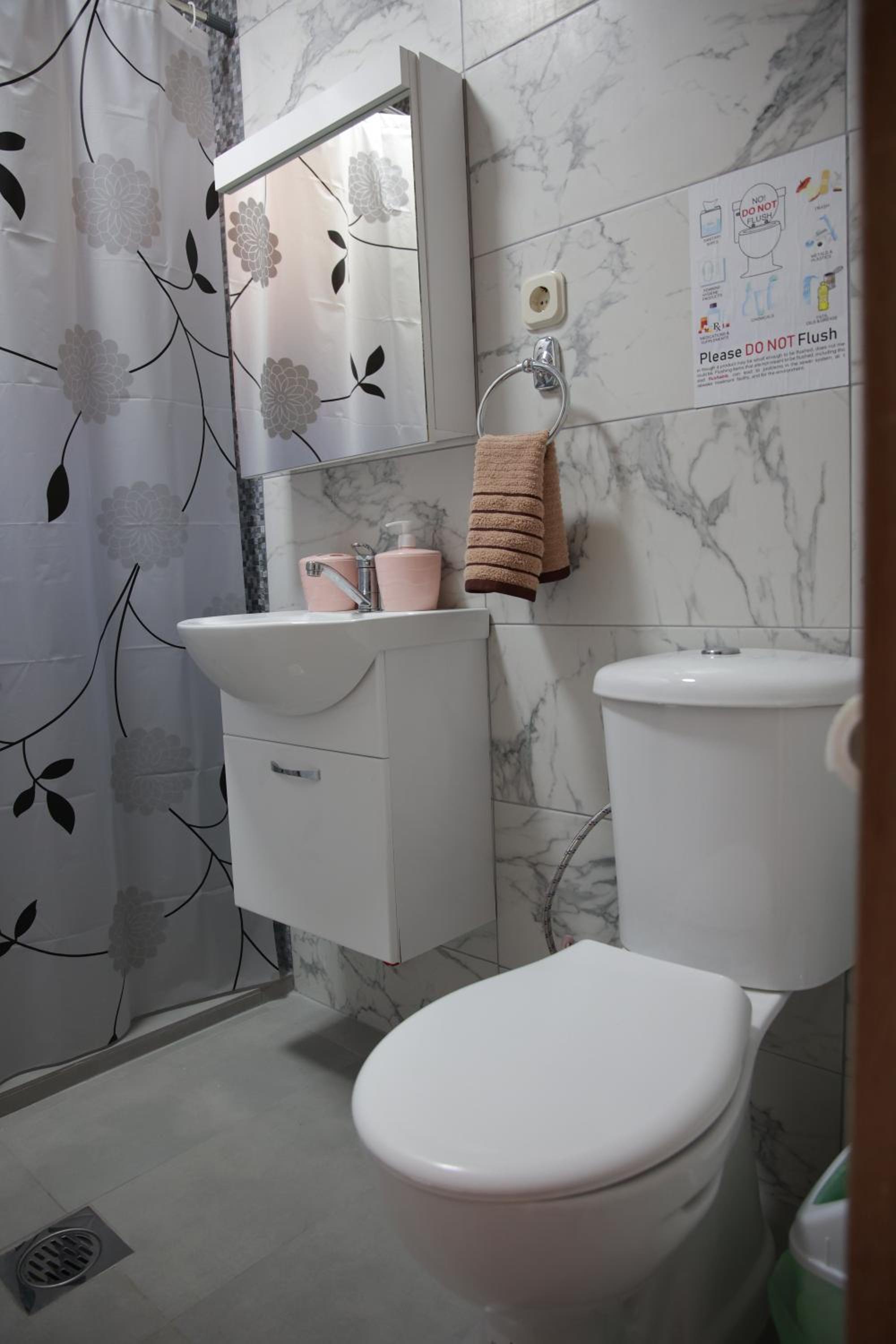 Deluxe Double Room with Balcony photo 2