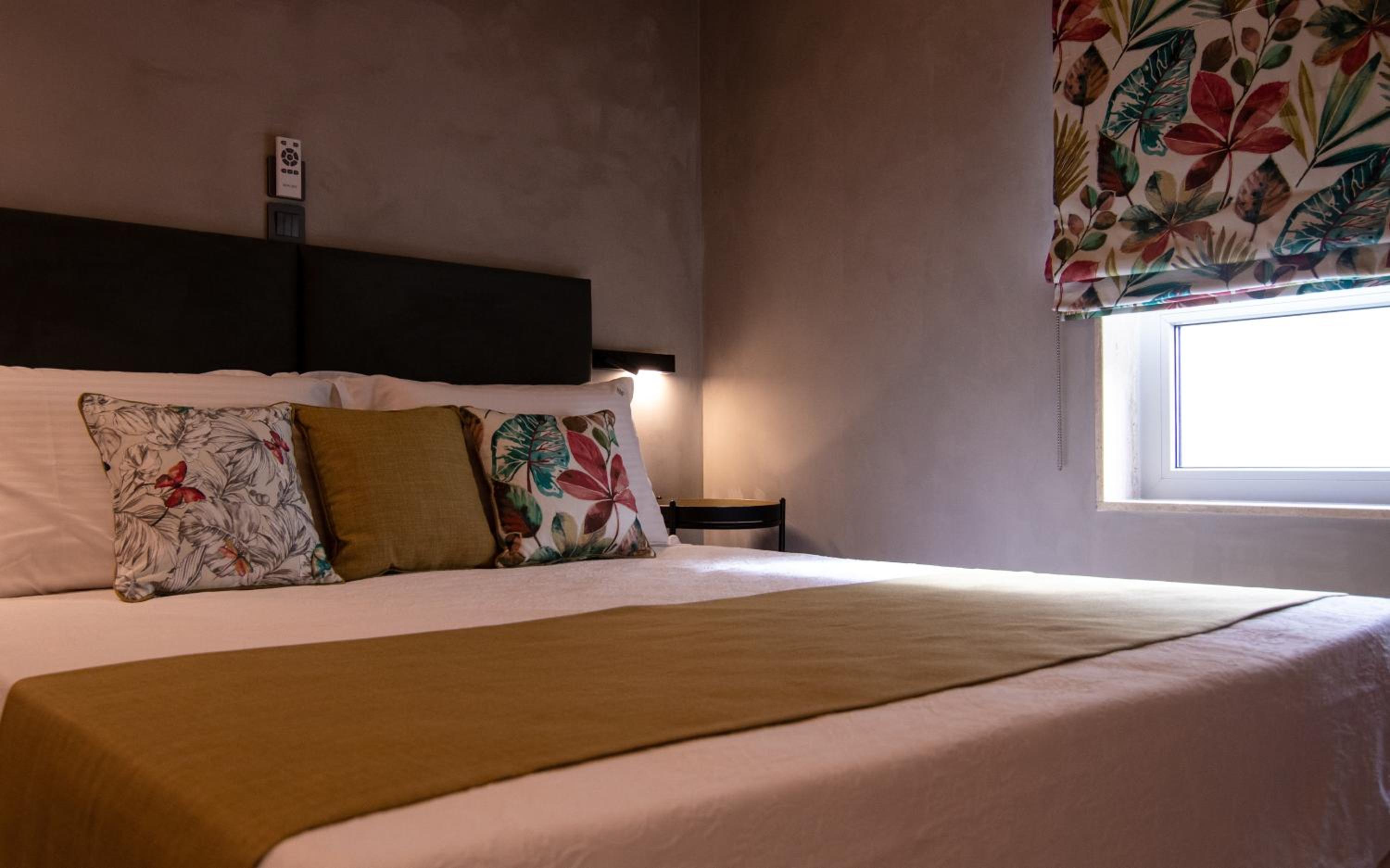 Superior King Room with Terrace - Photo 15